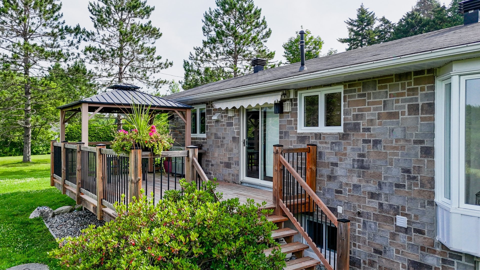 









51


Ch. George-Bonnallie

,
Eastman,




QC
J0E1P0

