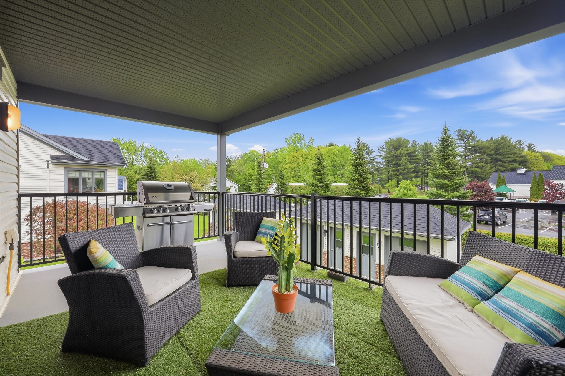 









1563B


Ch. des Patriotes

,
Sainte-Victoire-de-Sorel,




QC
J0G1T0

