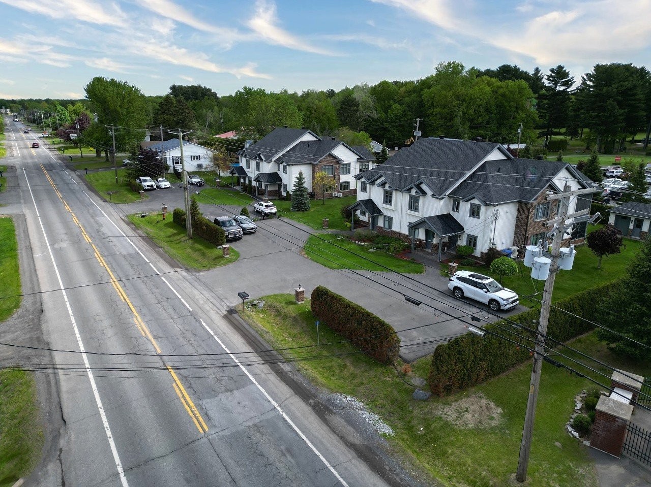 









1563B


Ch. des Patriotes

,
Sainte-Victoire-de-Sorel,




QC
J0G1T0

