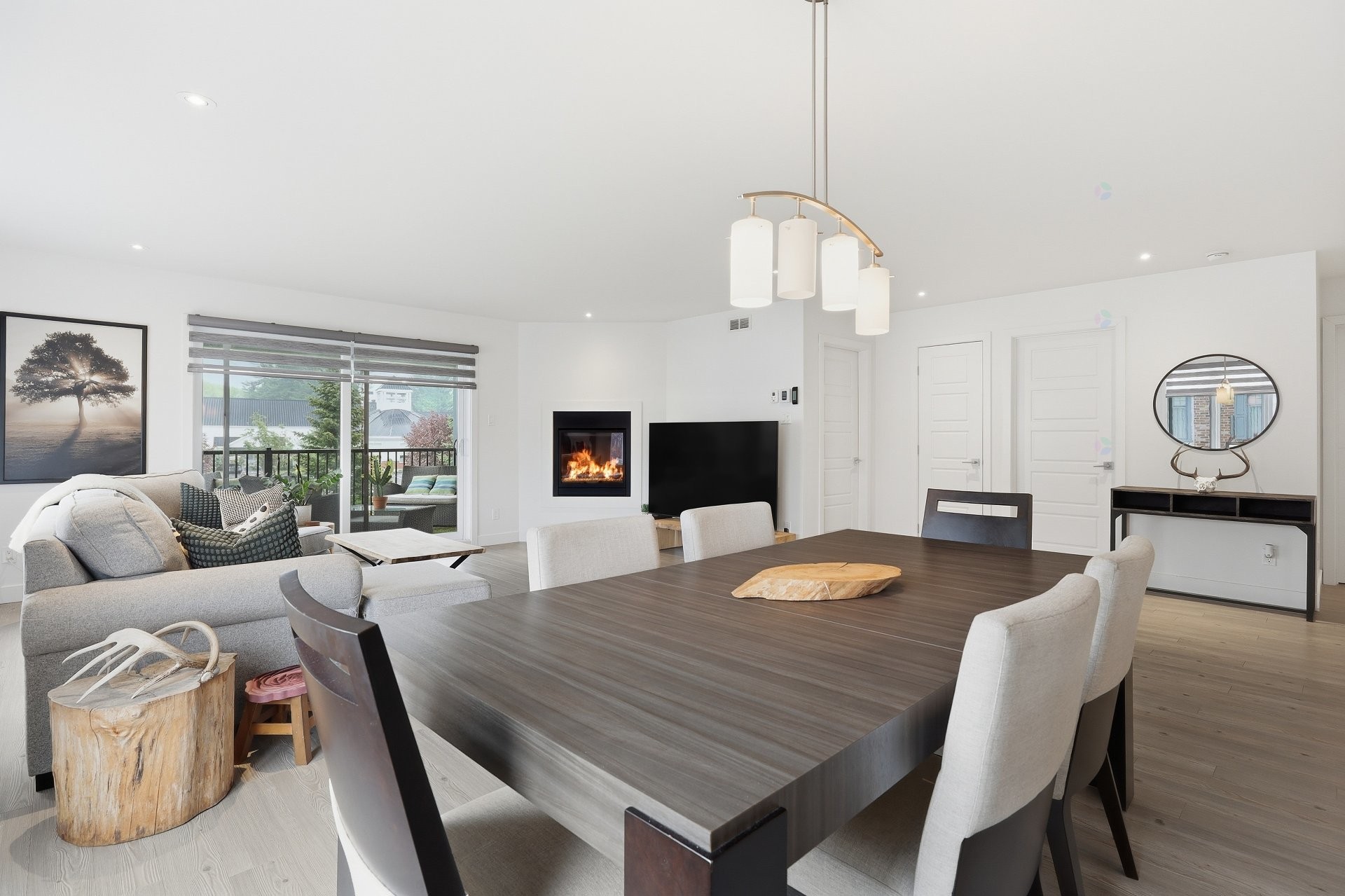 









1563B


Ch. des Patriotes

,
Sainte-Victoire-de-Sorel,




QC
J0G1T0

