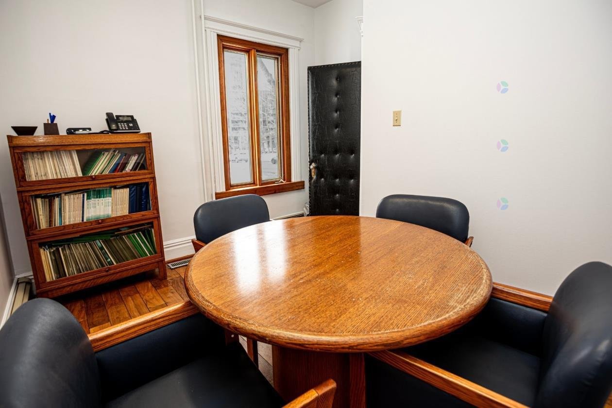









820


Av. Holland

,
Québec (La Cité-Limoilou),




QC
G1S3S3

