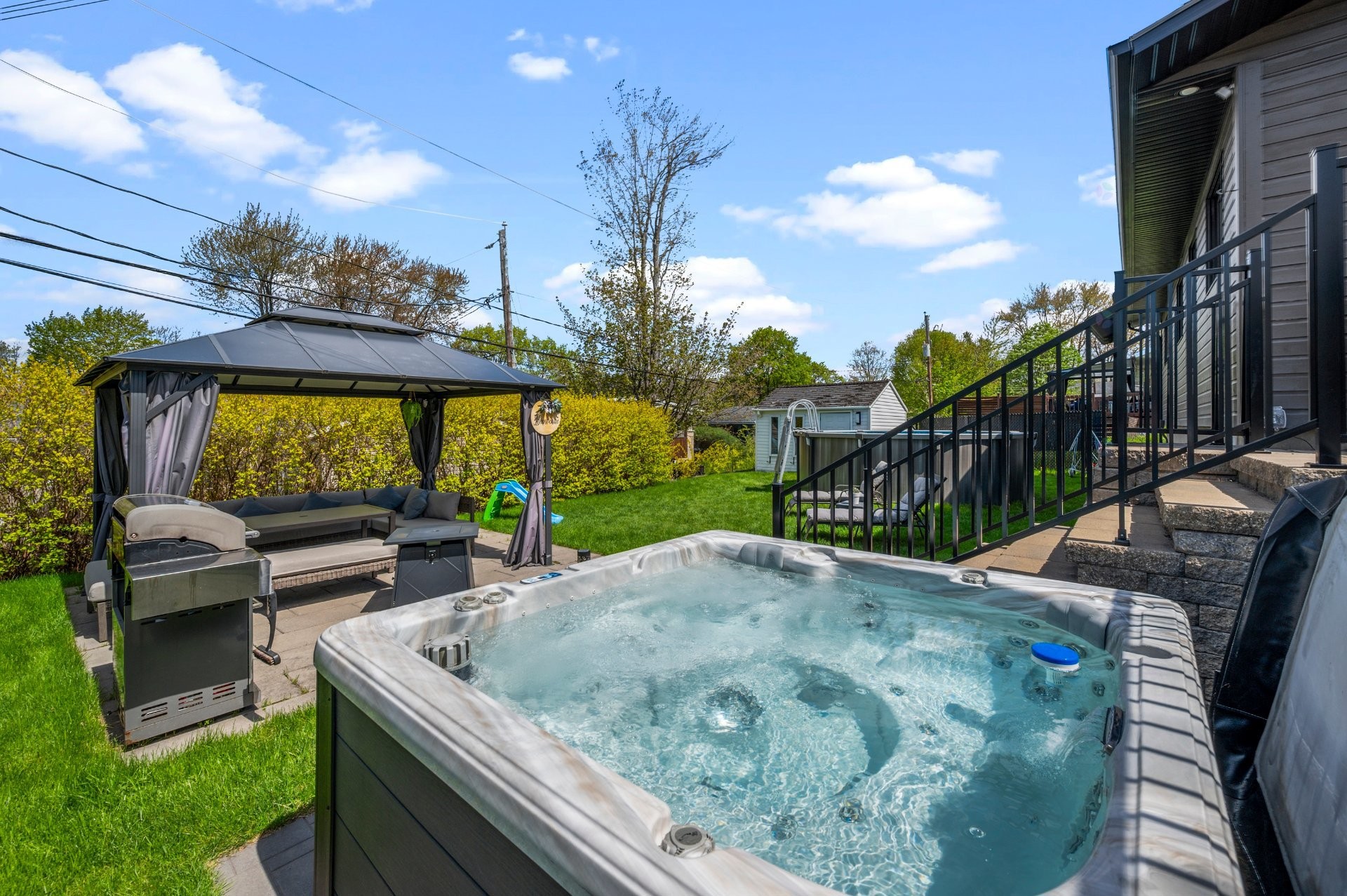 









2485


Rue Maupas

,
Lévis (Les Chutes-de-la-Chaudière-Est),




QC
G6W7C2

