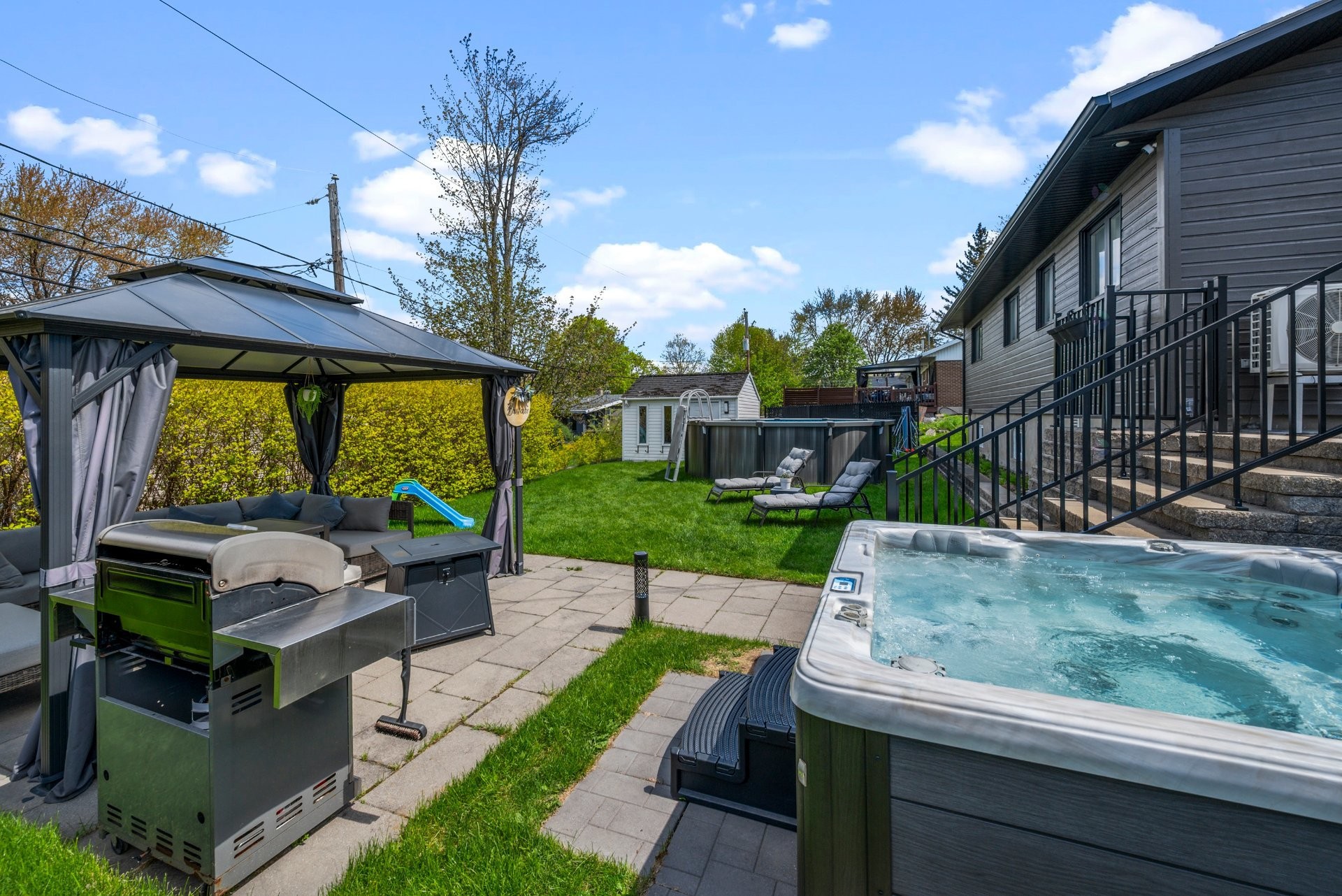 









2485


Rue Maupas

,
Lévis (Les Chutes-de-la-Chaudière-Est),




QC
G6W7C2

