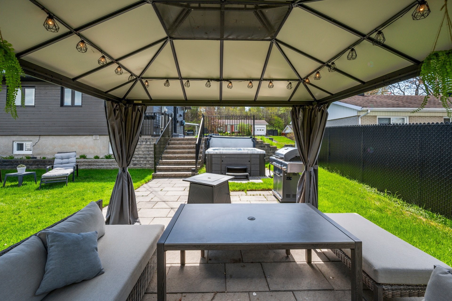 









2485


Rue Maupas

,
Lévis (Les Chutes-de-la-Chaudière-Est),




QC
G6W7C2

