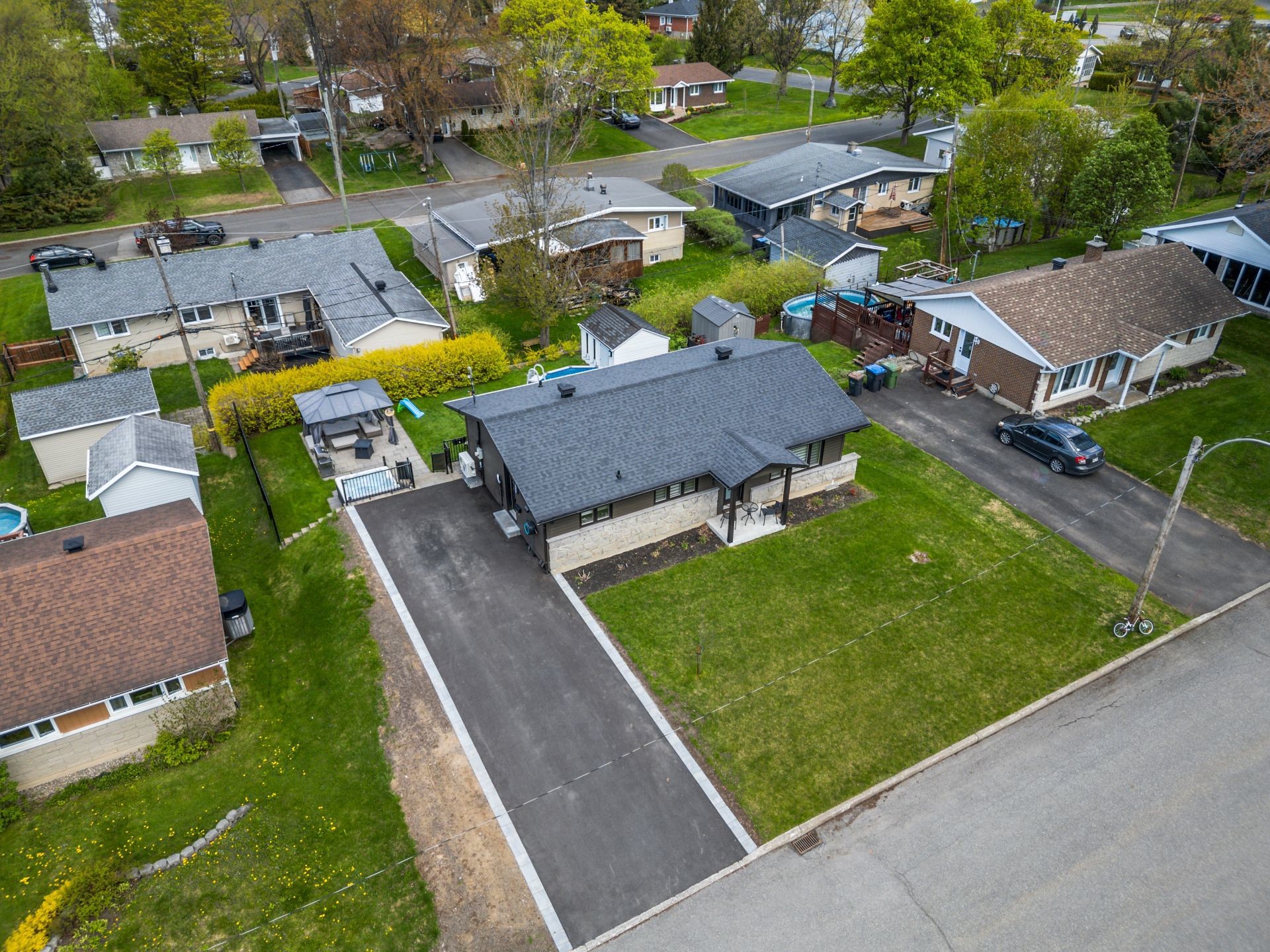 









2485


Rue Maupas

,
Lévis (Les Chutes-de-la-Chaudière-Est),




QC
G6W7C2


