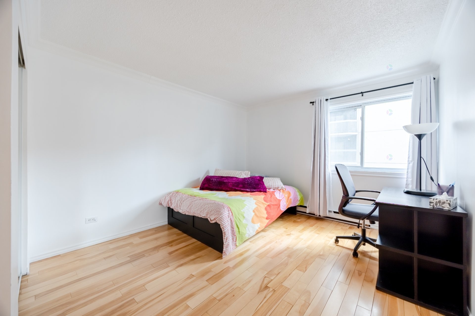 









3470


Rue Simpson

, 504,
Montréal (Ville-Marie),




QC
H3G2N7

