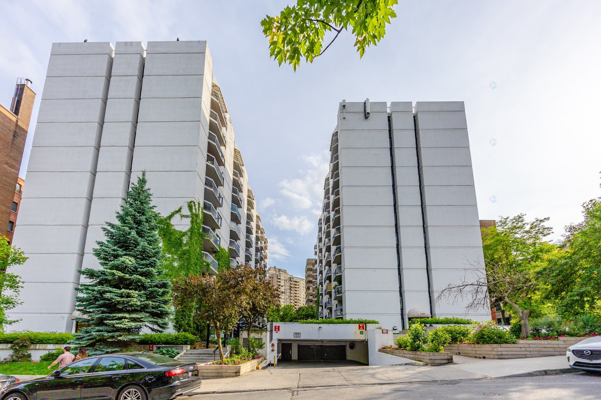 









3470


Rue Simpson

, 504,
Montréal (Ville-Marie),




QC
H3G2N7

