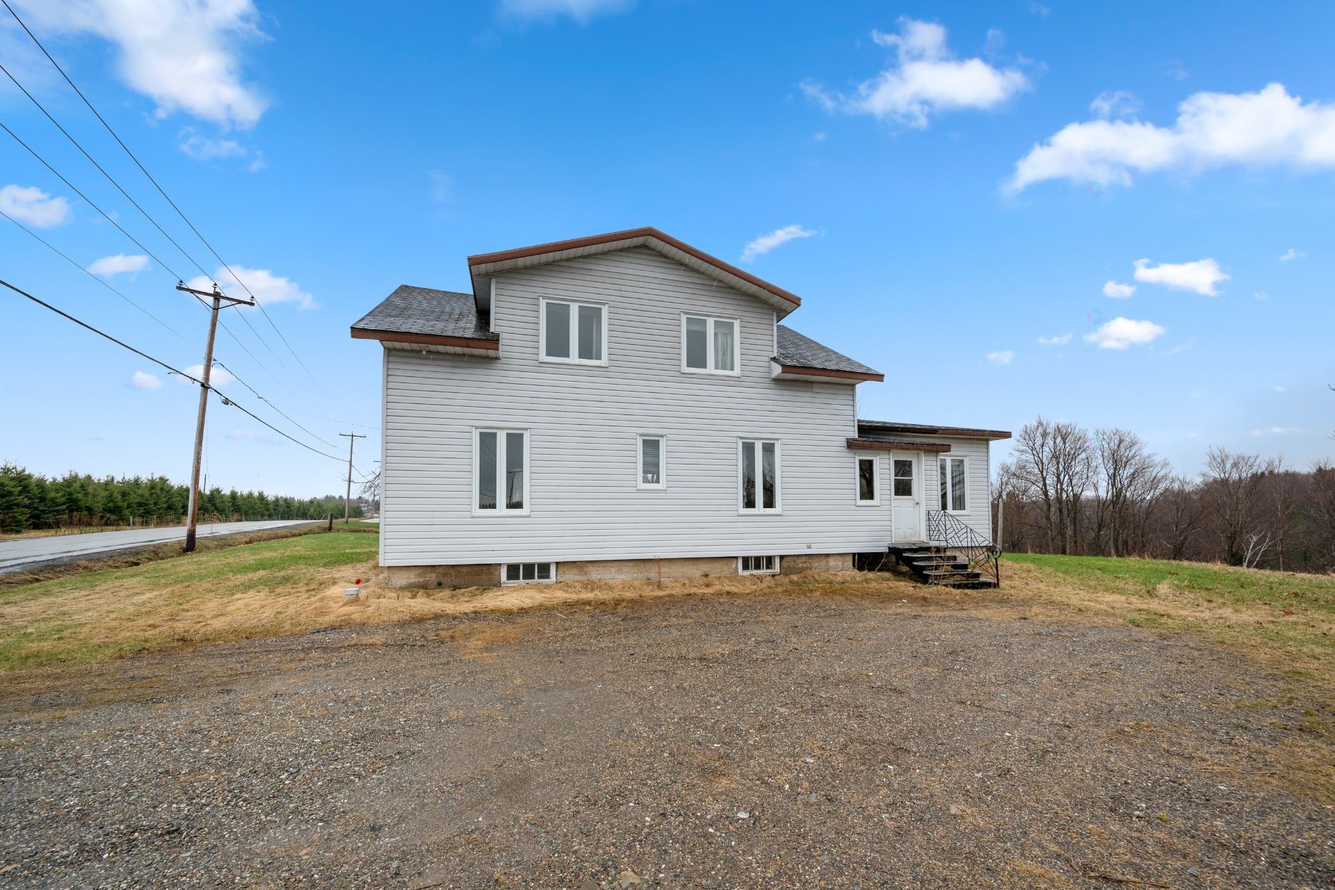 









848


Ch. des Îles

,
Lévis (Desjardins),




QC
G6C1B5

