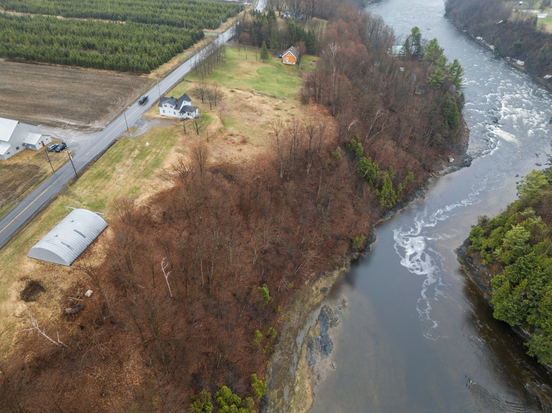 









848


Ch. des Îles

,
Lévis (Desjardins),




QC
G6C1B5

