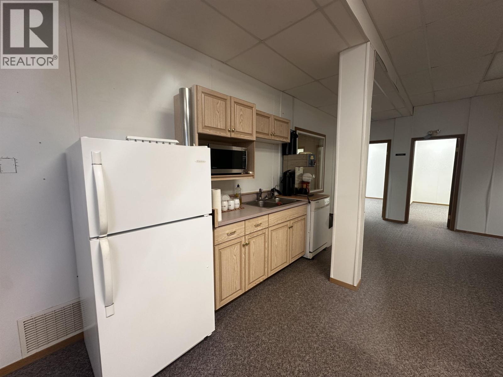 












5011 W 52 AVENUE

,
Fort Nelson,




British Columbia
V0C1R0

