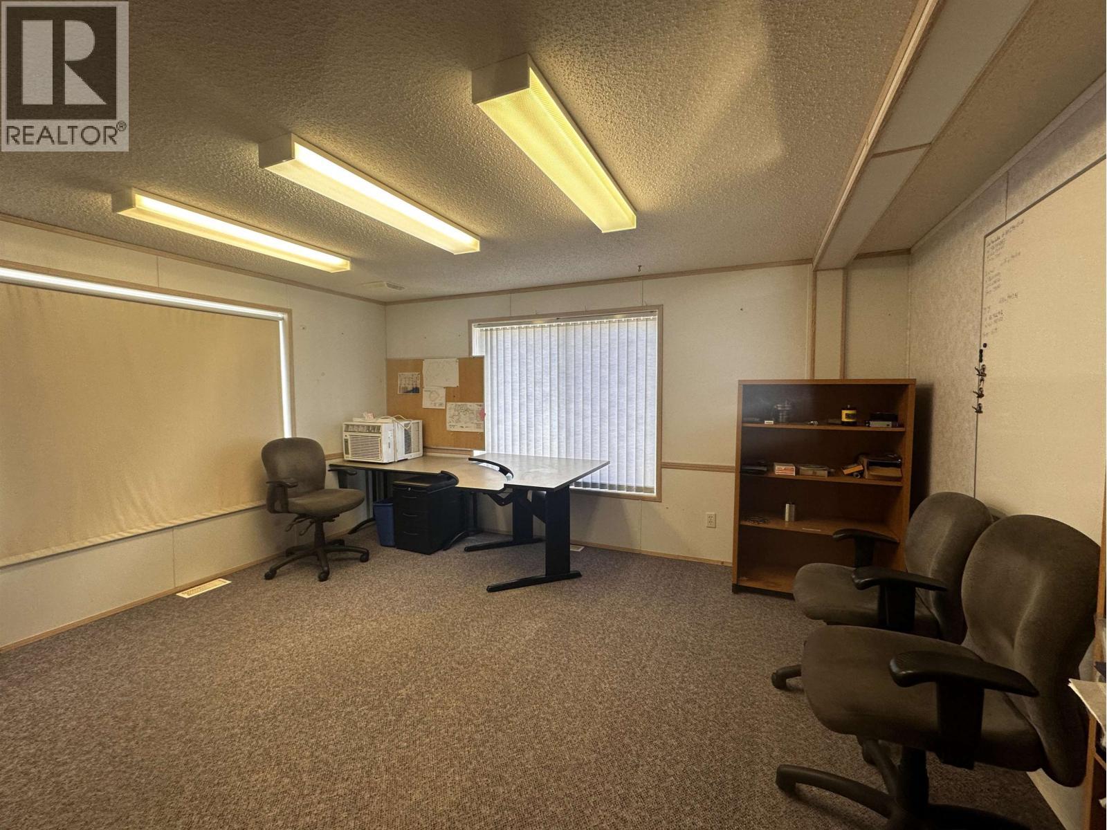 












5011 W 52 AVENUE

,
Fort Nelson,




British Columbia
V0C1R0

