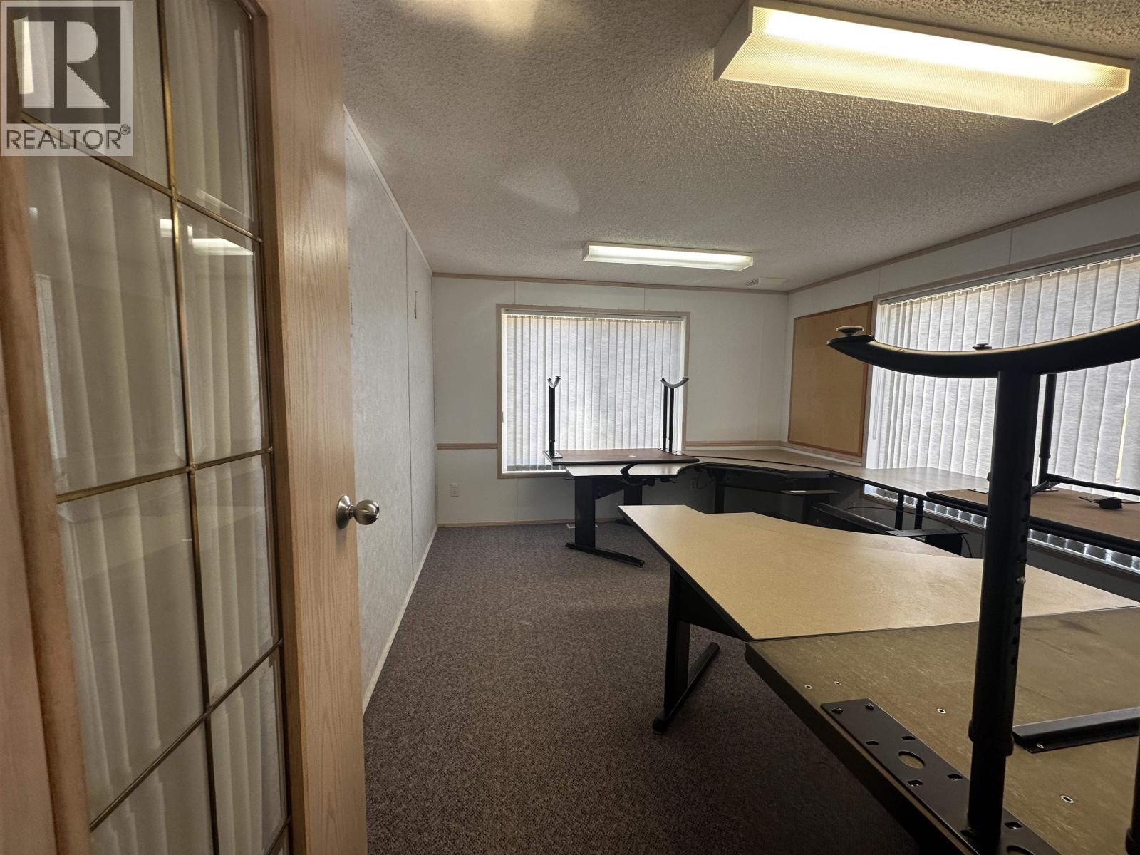 












5011 W 52 AVENUE

,
Fort Nelson,




British Columbia
V0C1R0


