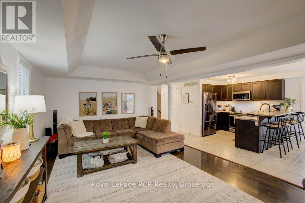 












11 GREEN STREET

,
Mapleton,




Ontario
N0G1P0

