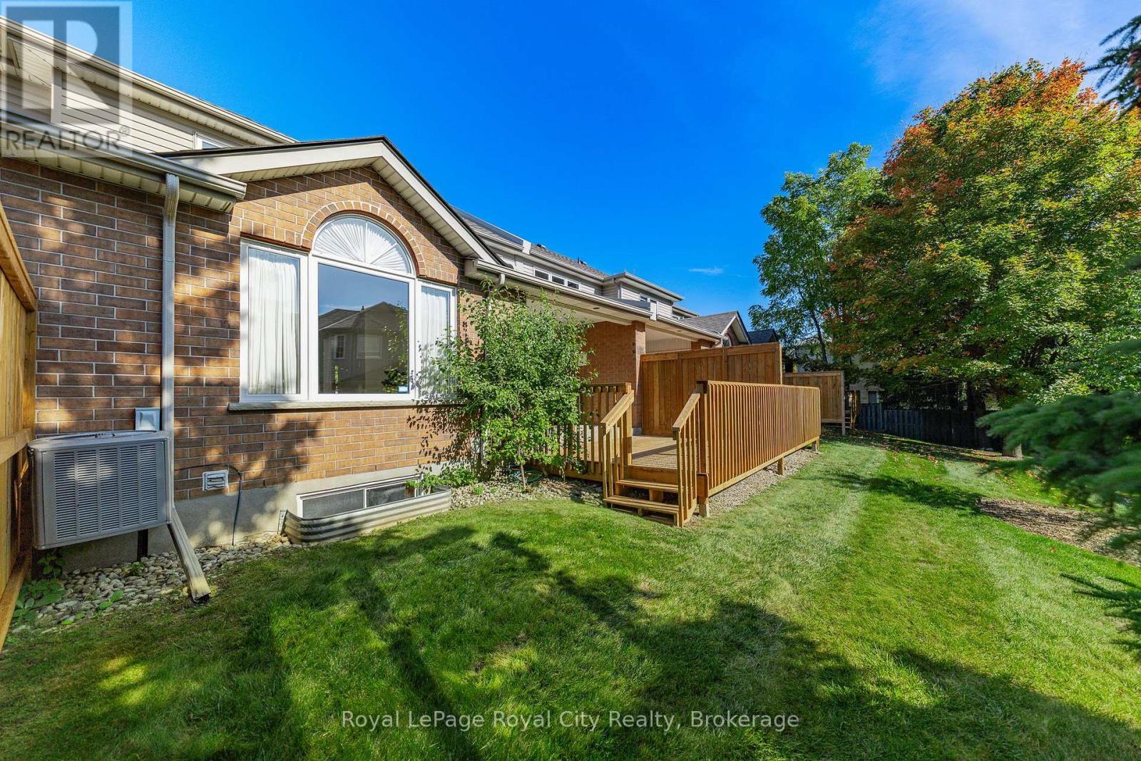 












7 - 784 GORDON STREET

,
Guelph (Kortright East),




Ontario
N1G5C8

