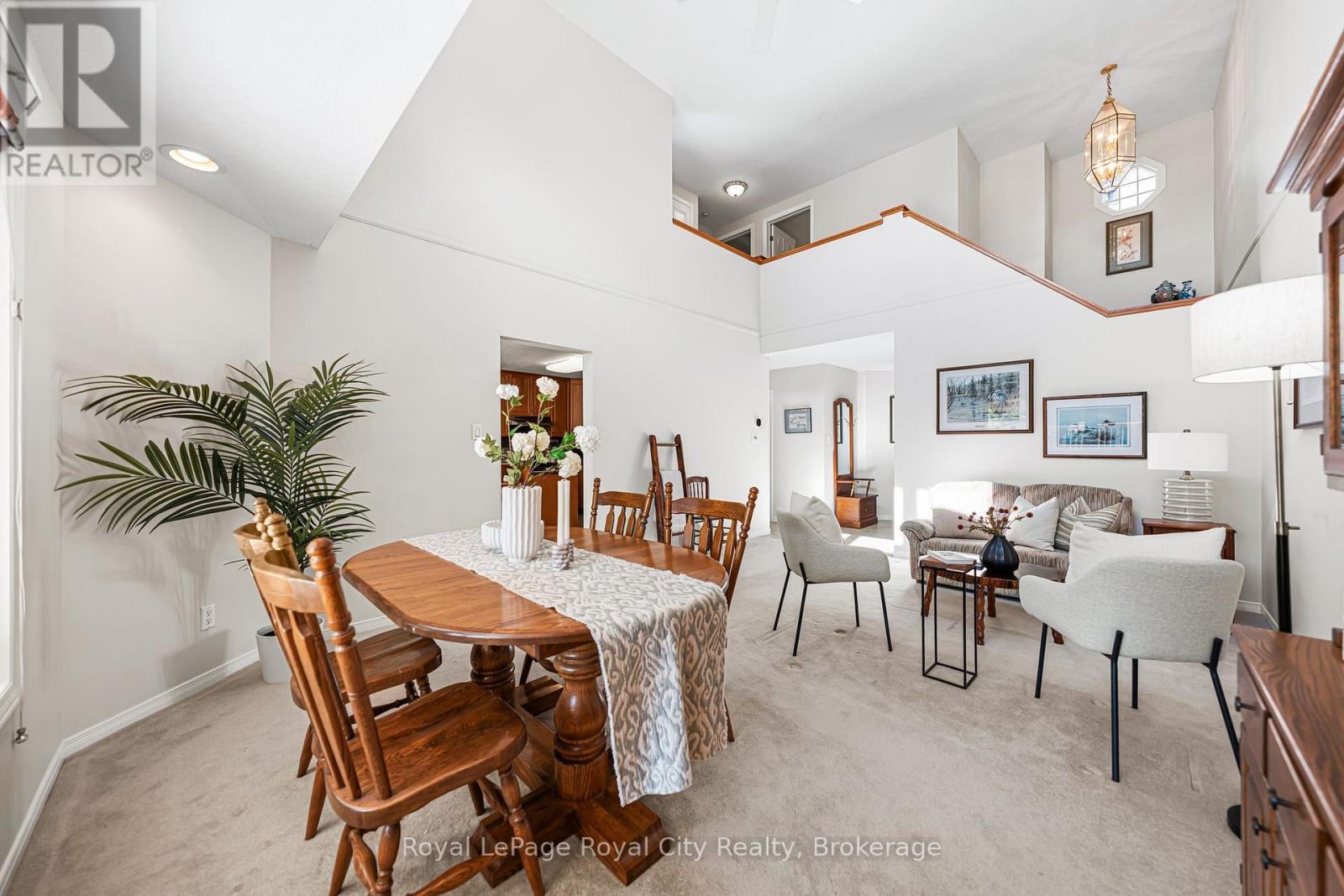 












7 - 784 GORDON STREET

,
Guelph (Kortright East),




Ontario
N1G5C8

