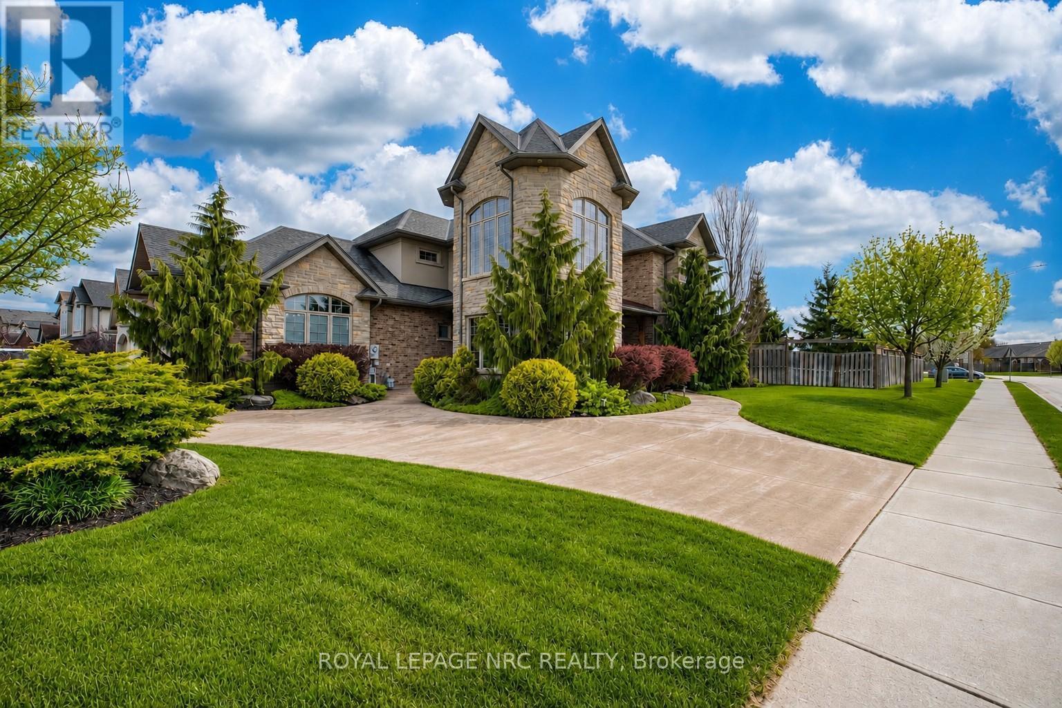 












8479 FORESTVIEW BOULEVARD

,
Niagara Falls (Forestview),




Ontario
L2H0B2

