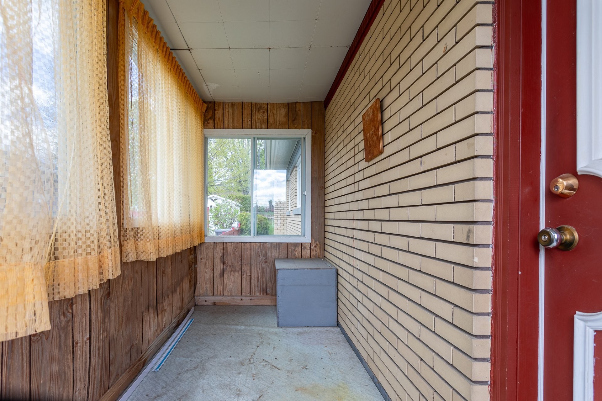 









2413


Av. Carier

,
Shawinigan,




QC
G9N6G2

