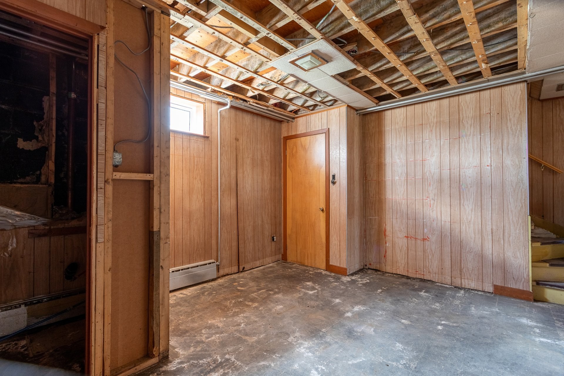 









2413


Av. Carier

,
Shawinigan,




QC
G9N6G2

