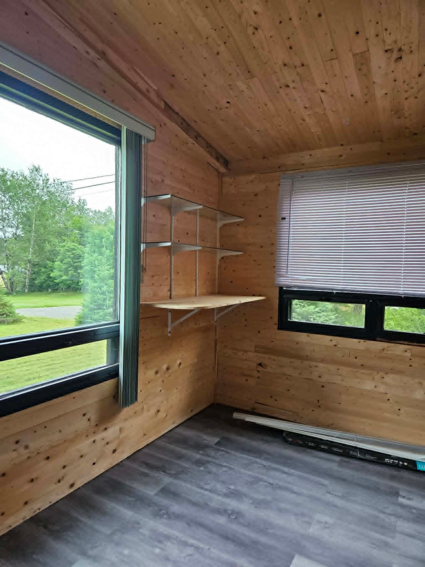 









245


Rue du Lac-d'Argent

,
Saint-Ferréol-les-Neiges,




QC
G0A3R0

