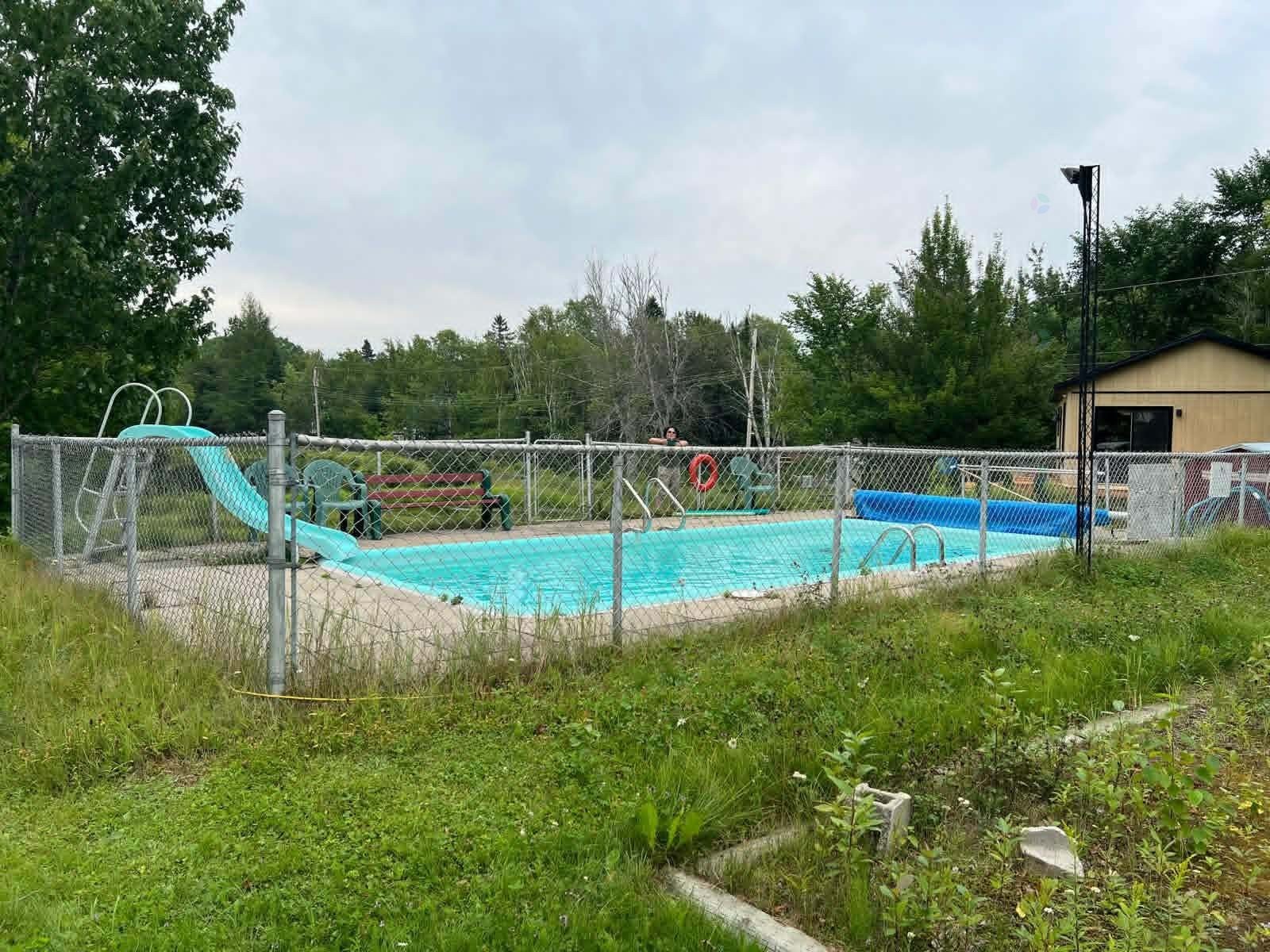 









245


Rue du Lac-d'Argent

,
Saint-Ferréol-les-Neiges,




QC
G0A3R0

