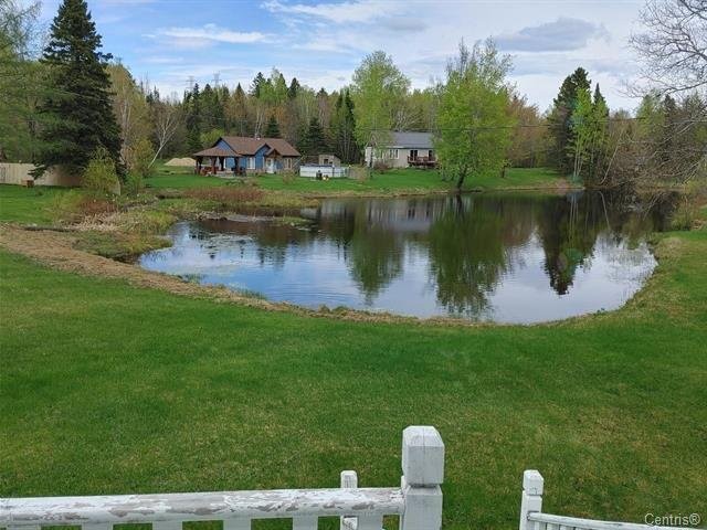 









245


Rue du Lac-d'Argent

,
Saint-Ferréol-les-Neiges,




QC
G0A3R0

