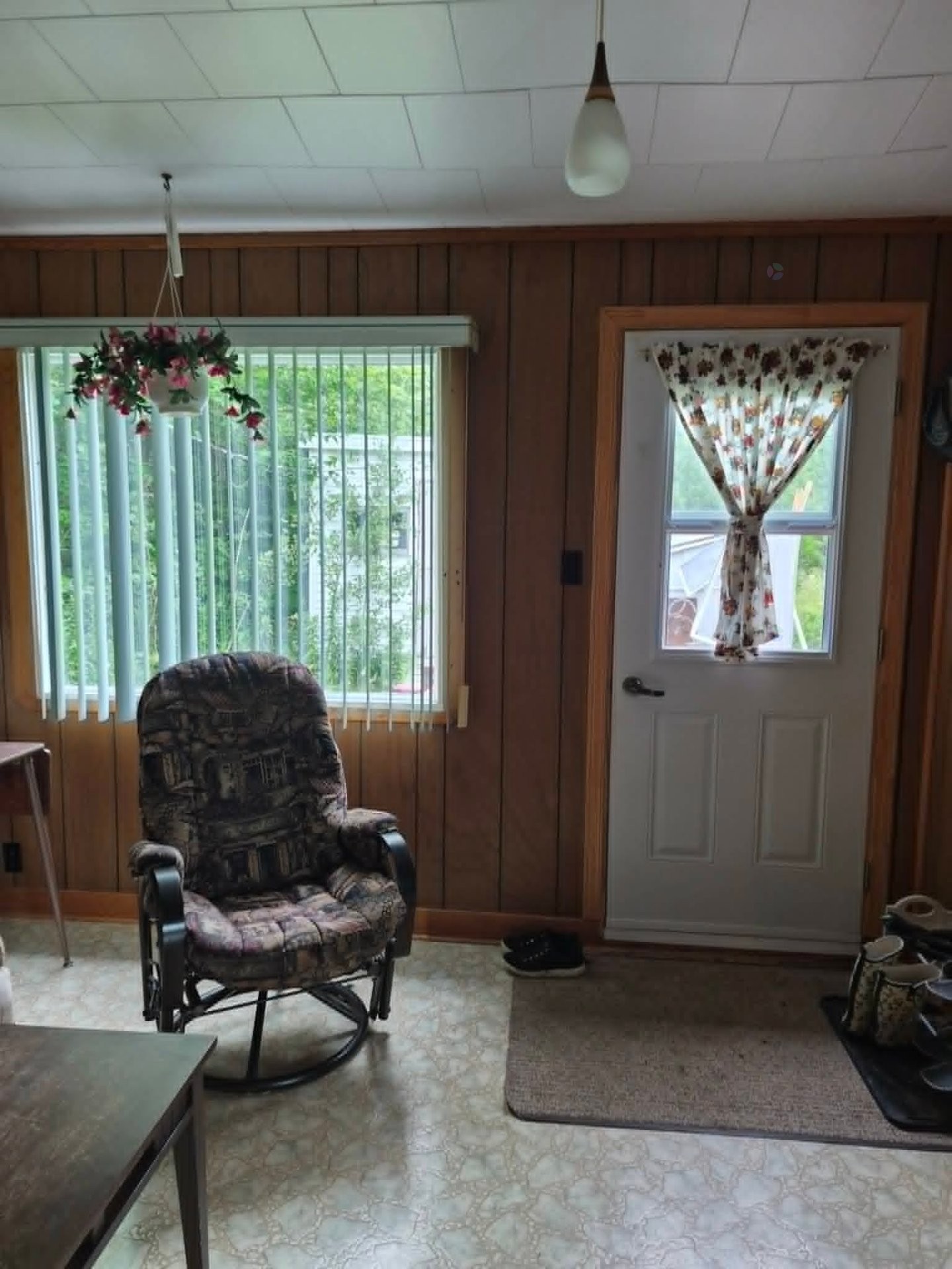 









245


Rue du Lac-d'Argent

,
Saint-Ferréol-les-Neiges,




QC
G0A3R0

