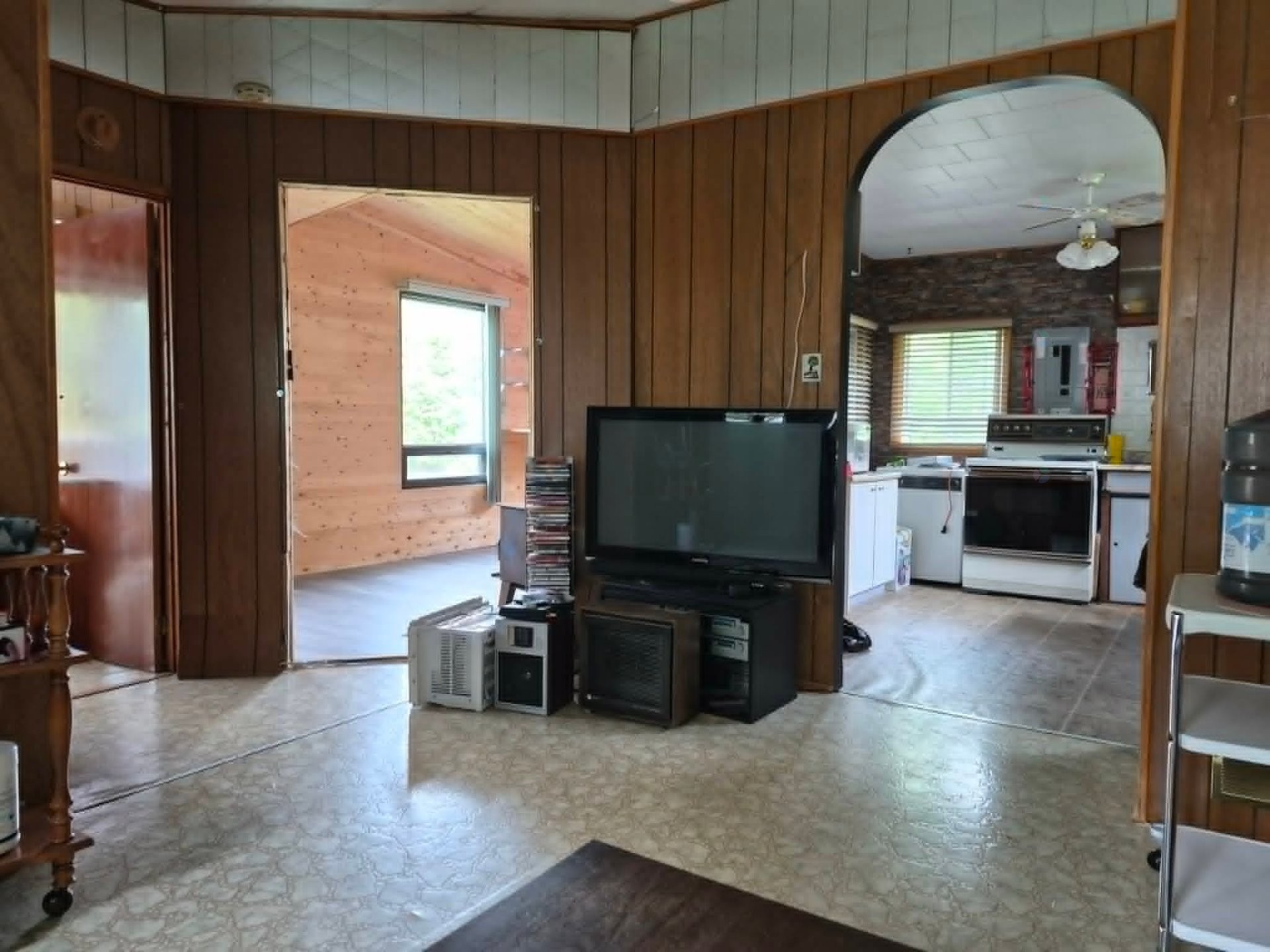 









245


Rue du Lac-d'Argent

,
Saint-Ferréol-les-Neiges,




QC
G0A3R0

