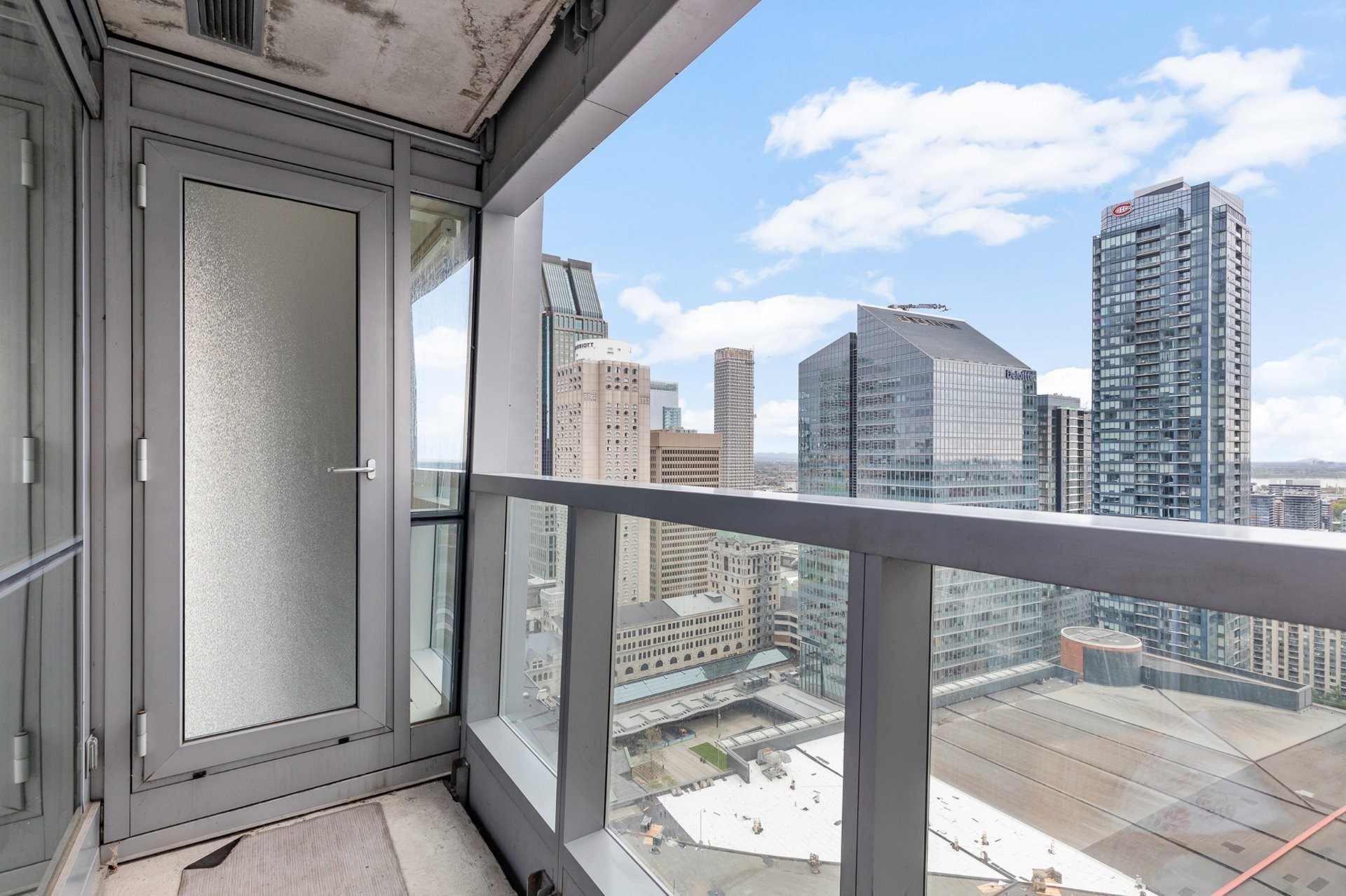 









1050


Rue Drummond

, 2303,
Montréal (Ville-Marie),




QC
H3B0G3

