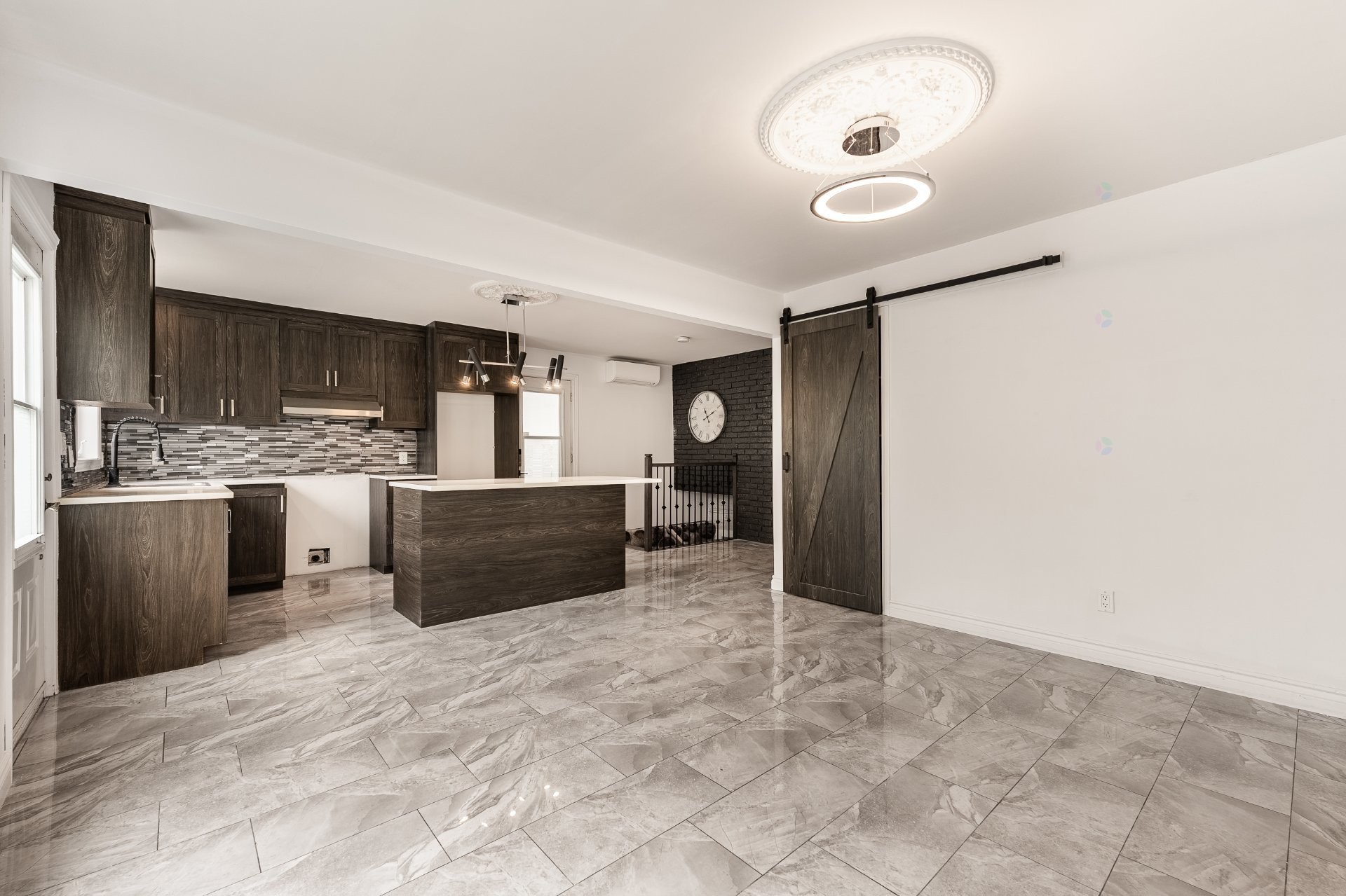 









12725


Rue Yamaska

,
Saint-Hyacinthe,




QC
J2T1C1

