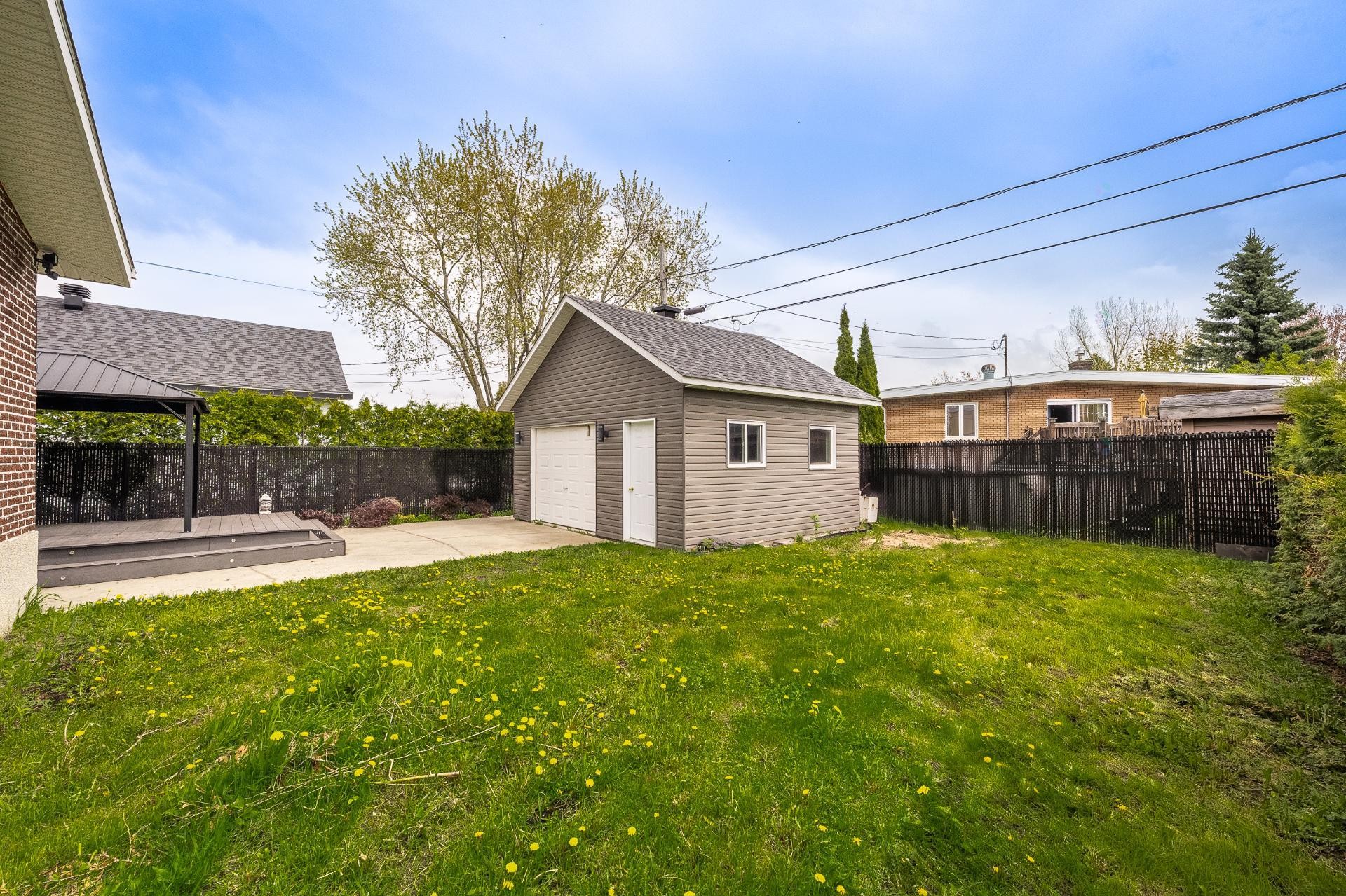 









12725


Rue Yamaska

,
Saint-Hyacinthe,




QC
J2T1C1

