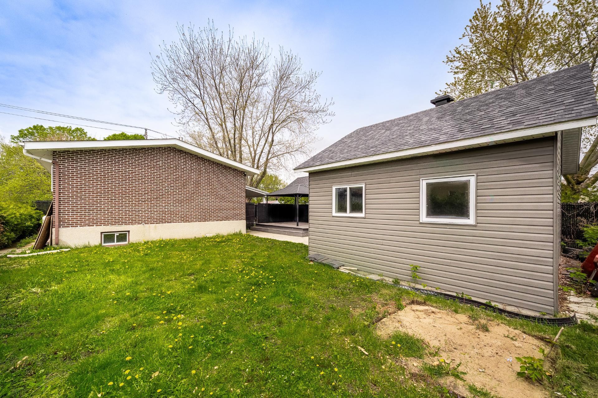 









12725


Rue Yamaska

,
Saint-Hyacinthe,




QC
J2T1C1

