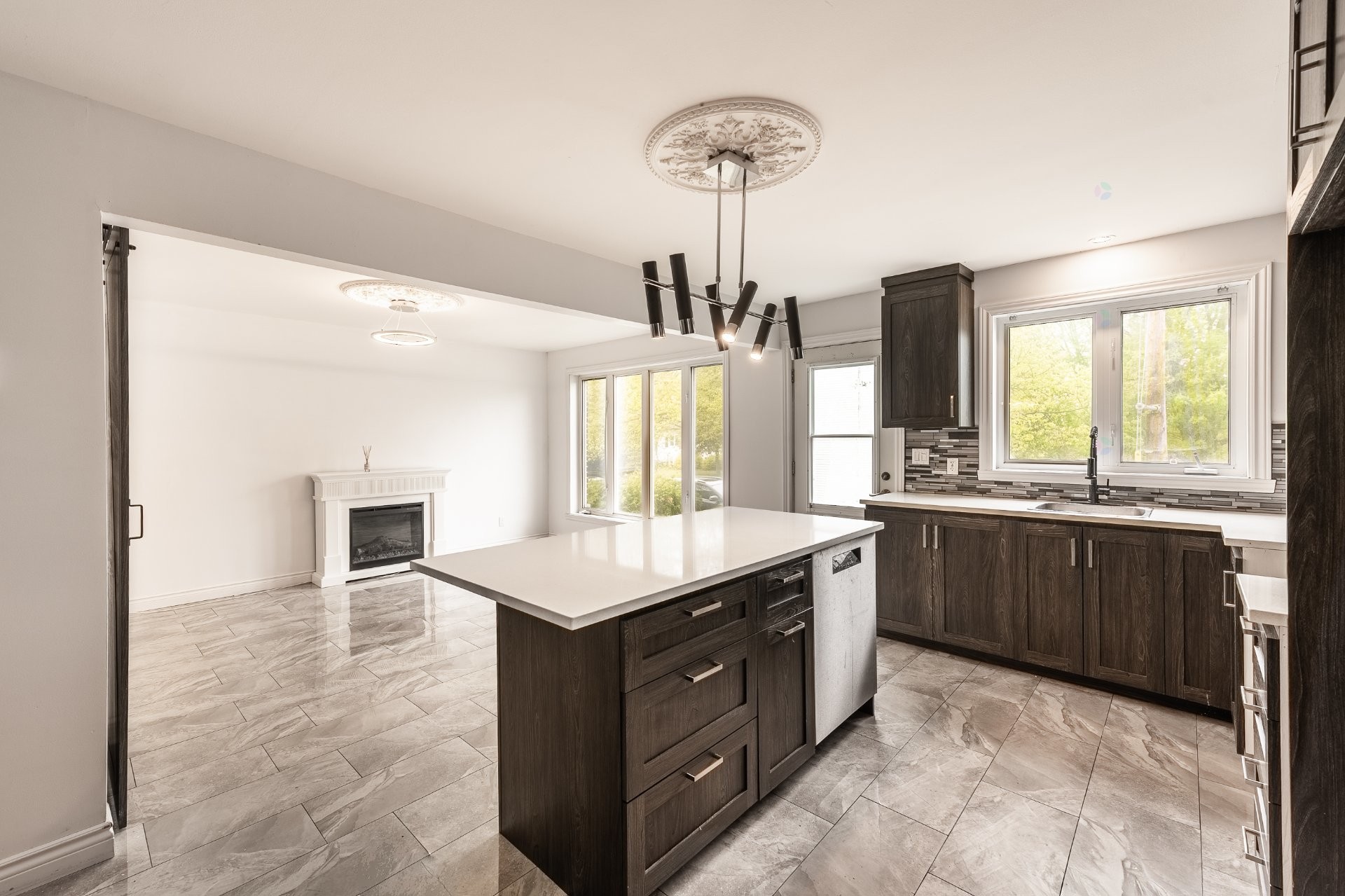 









12725


Rue Yamaska

,
Saint-Hyacinthe,




QC
J2T1C1

