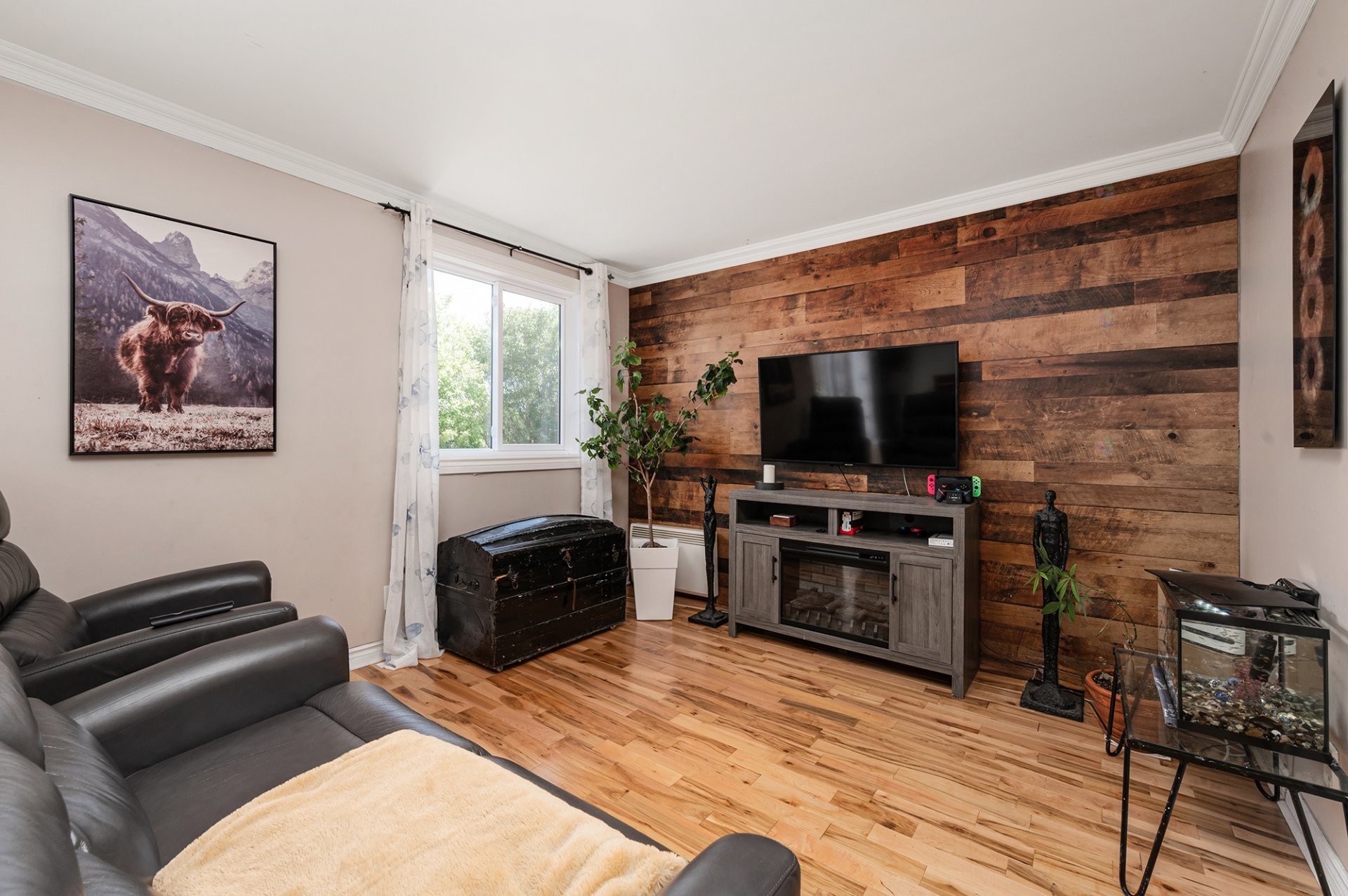 









1088


Rue Jeary

,
Longueuil (Greenfield Park),




QC
J4V3B4

