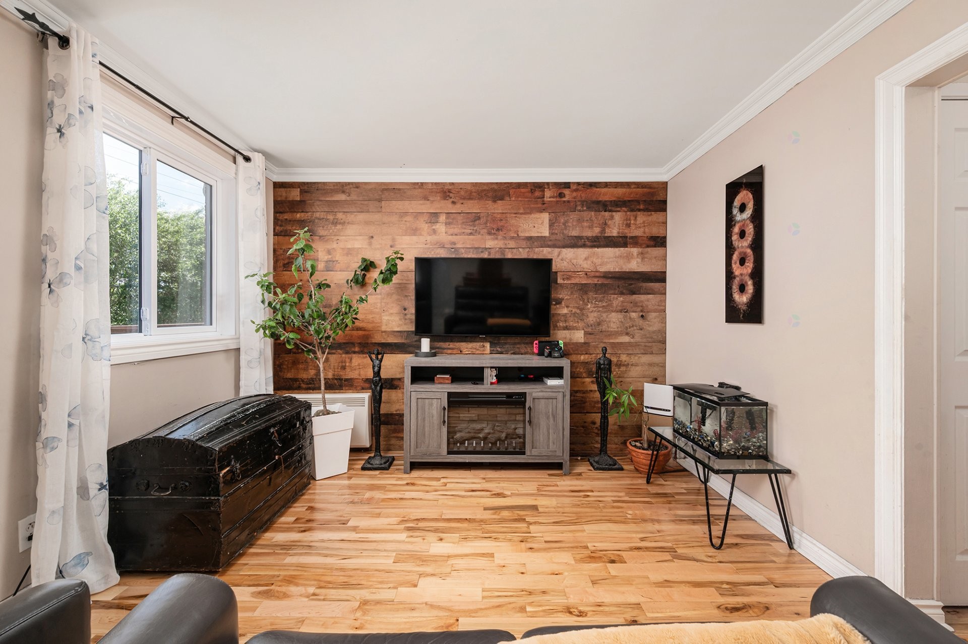 









1088


Rue Jeary

,
Longueuil (Greenfield Park),




QC
J4V3B4

