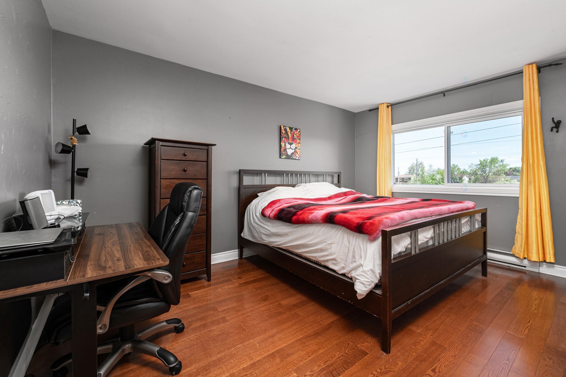 









1088


Rue Jeary

,
Longueuil (Greenfield Park),




QC
J4V3B4

