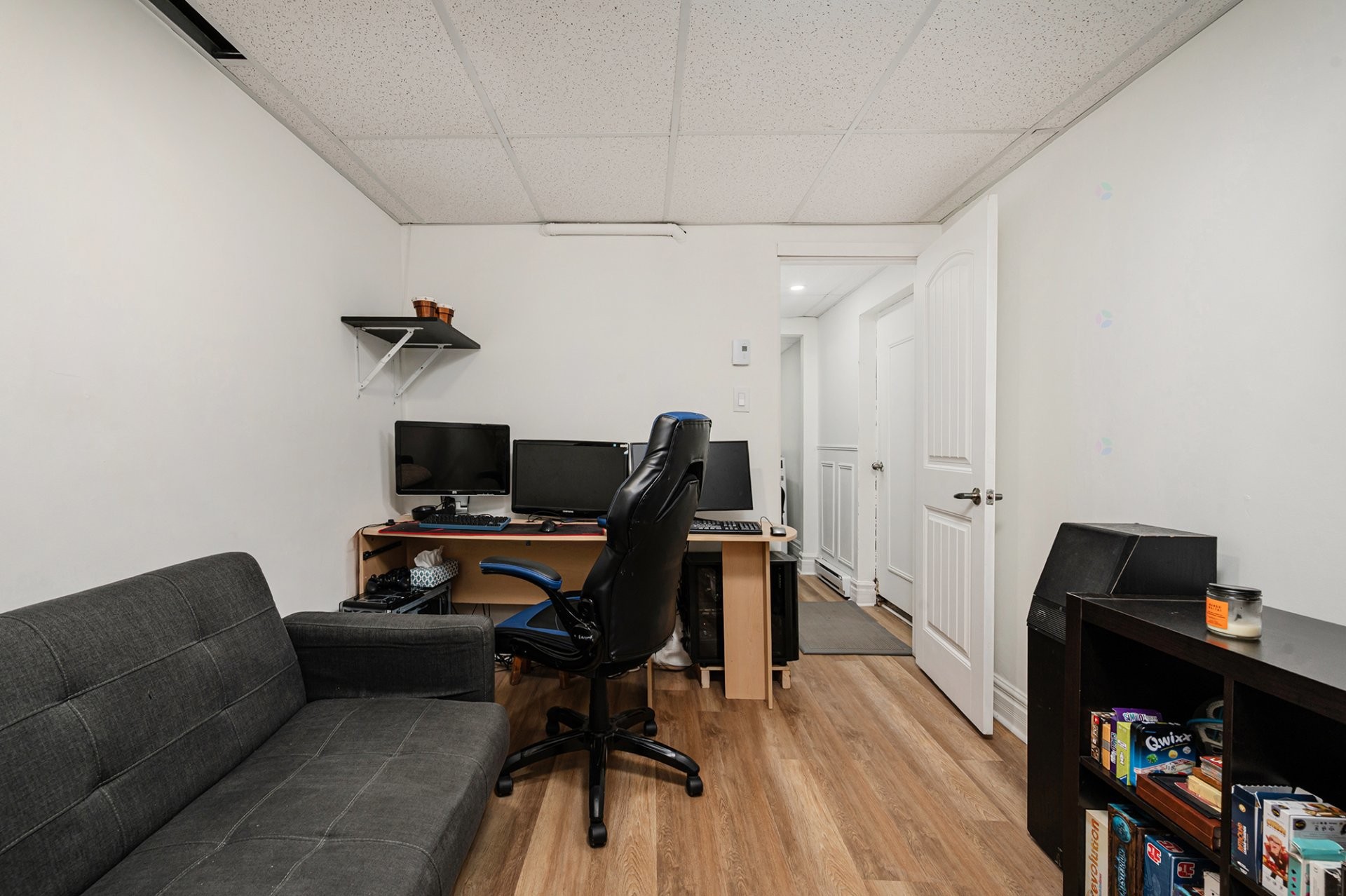 









1088


Rue Jeary

,
Longueuil (Greenfield Park),




QC
J4V3B4


