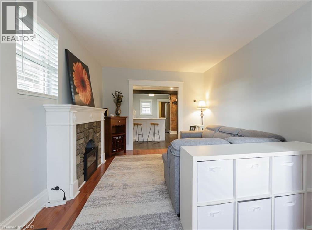 












241 VINE Street

,
St. Catharines,




Ontario
L2M4S9

