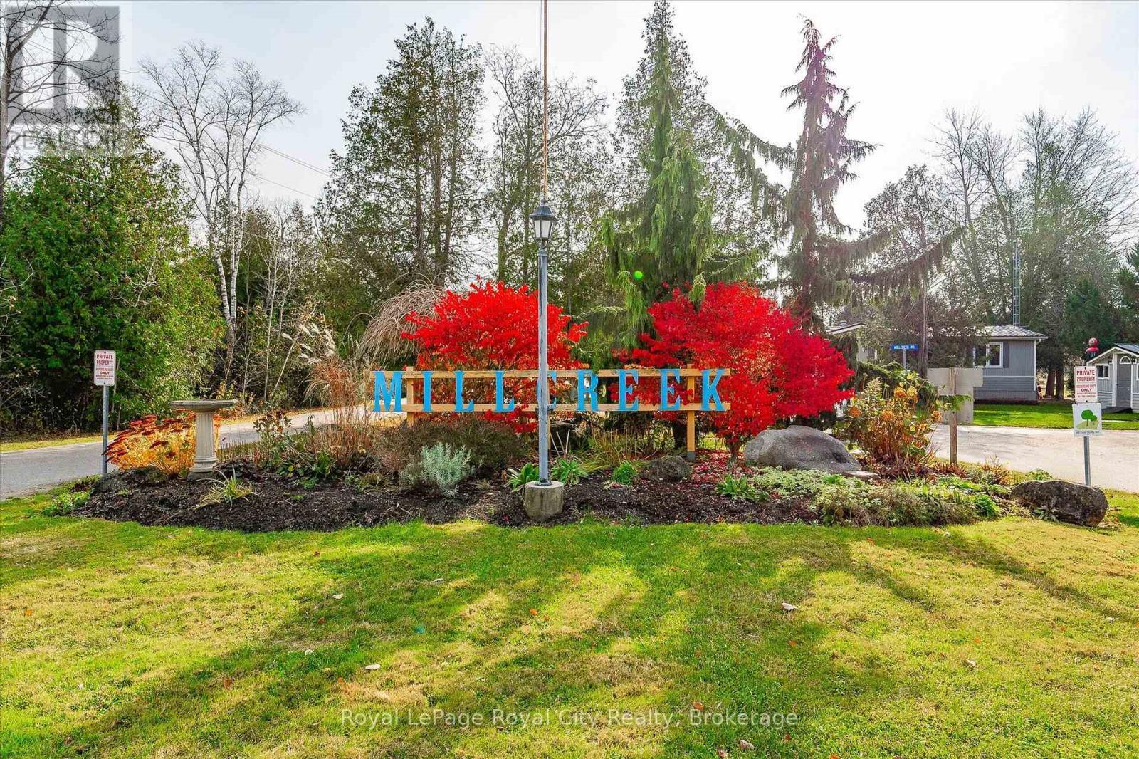 












9 BUSH LANE

,
Puslinch,




Ontario
N0B2J0

