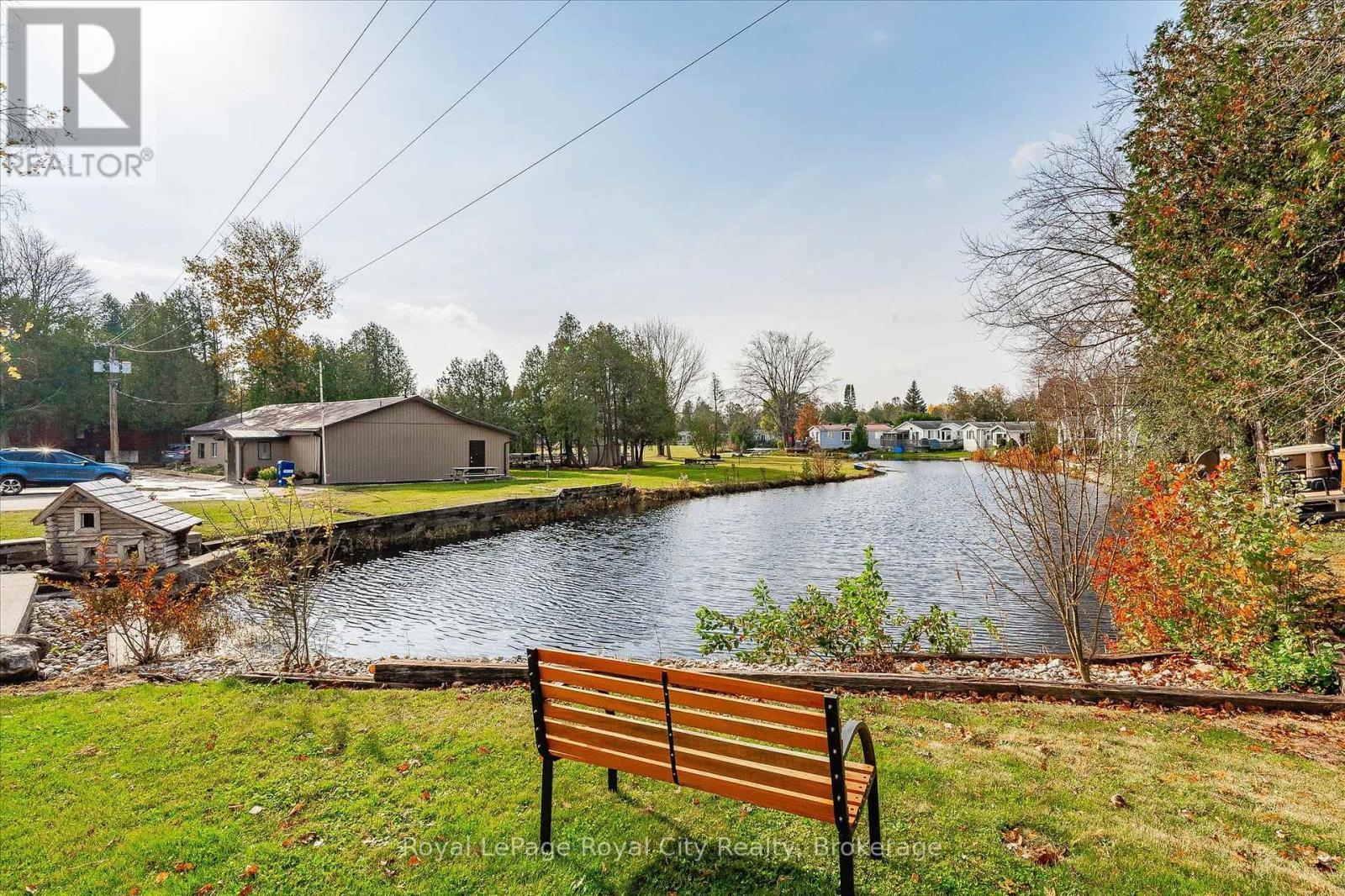 












9 BUSH LANE

,
Puslinch,




Ontario
N0B2J0

