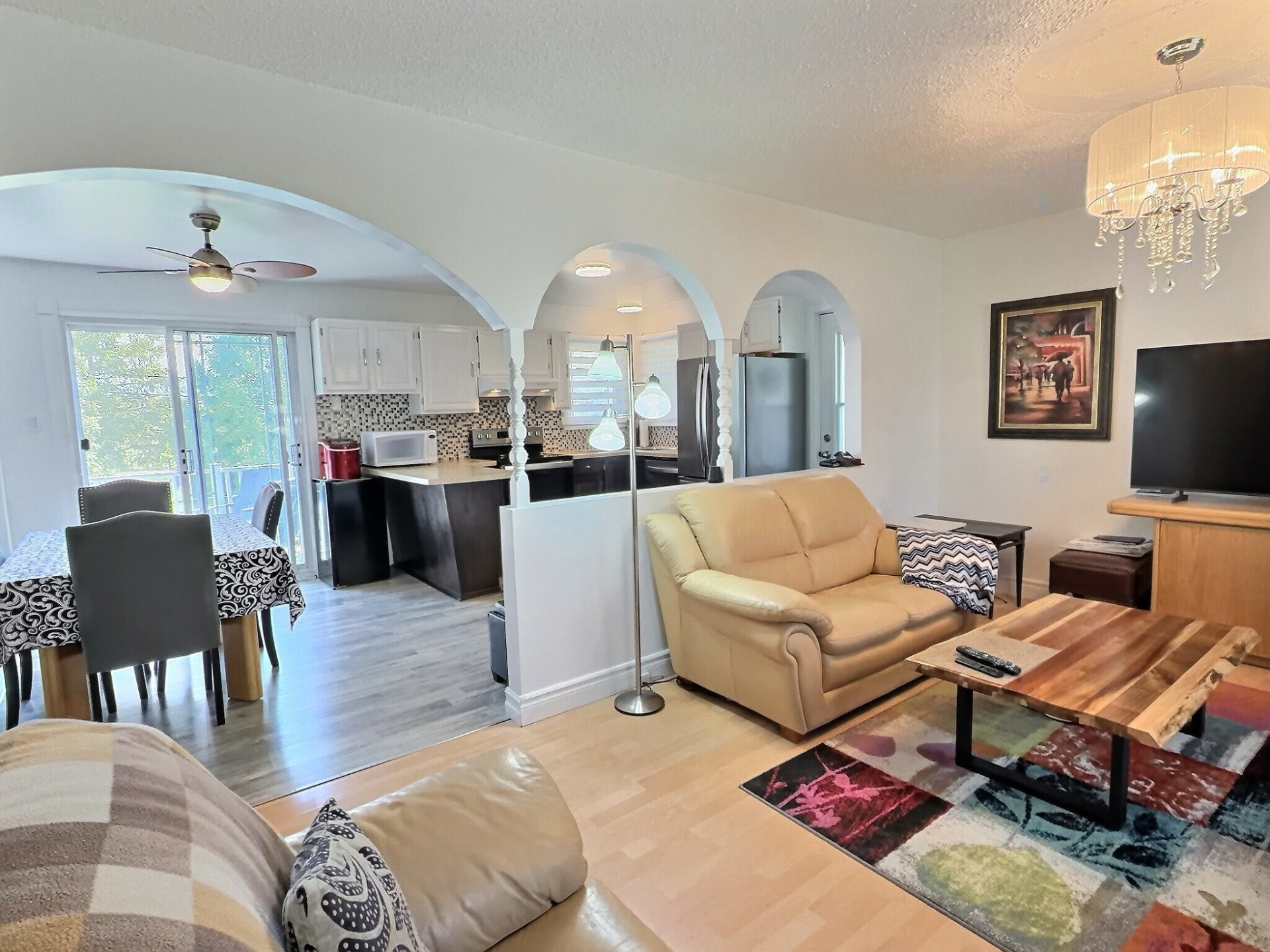









53


Carré Roberge

,
Saint-Bruno-de-Guigues,




QC
J0Z2G0


