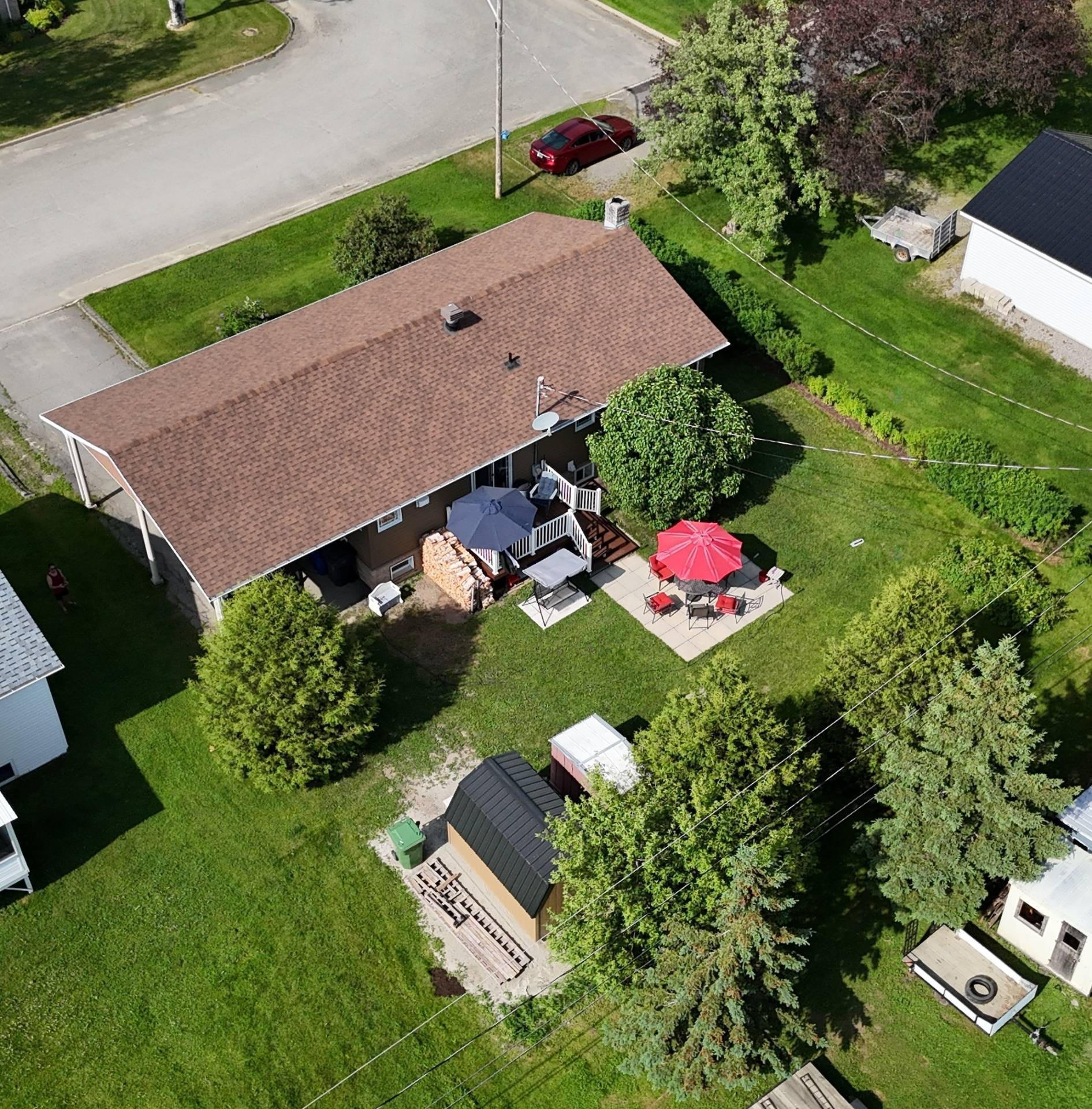 









53


Carré Roberge

,
Saint-Bruno-de-Guigues,




QC
J0Z2G0

