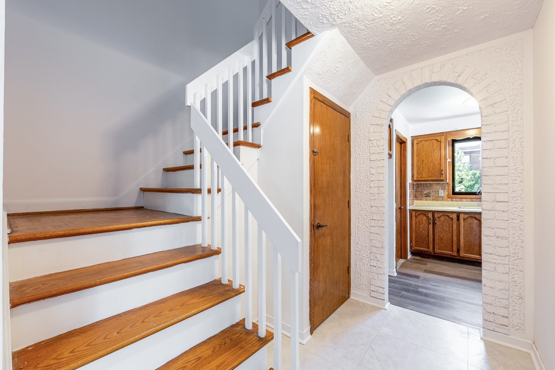 









4030


Rue Jacques-Porlier

,
Montréal (Mercier/Hochelaga-Maisonneuve),




QC
H1K4M2

