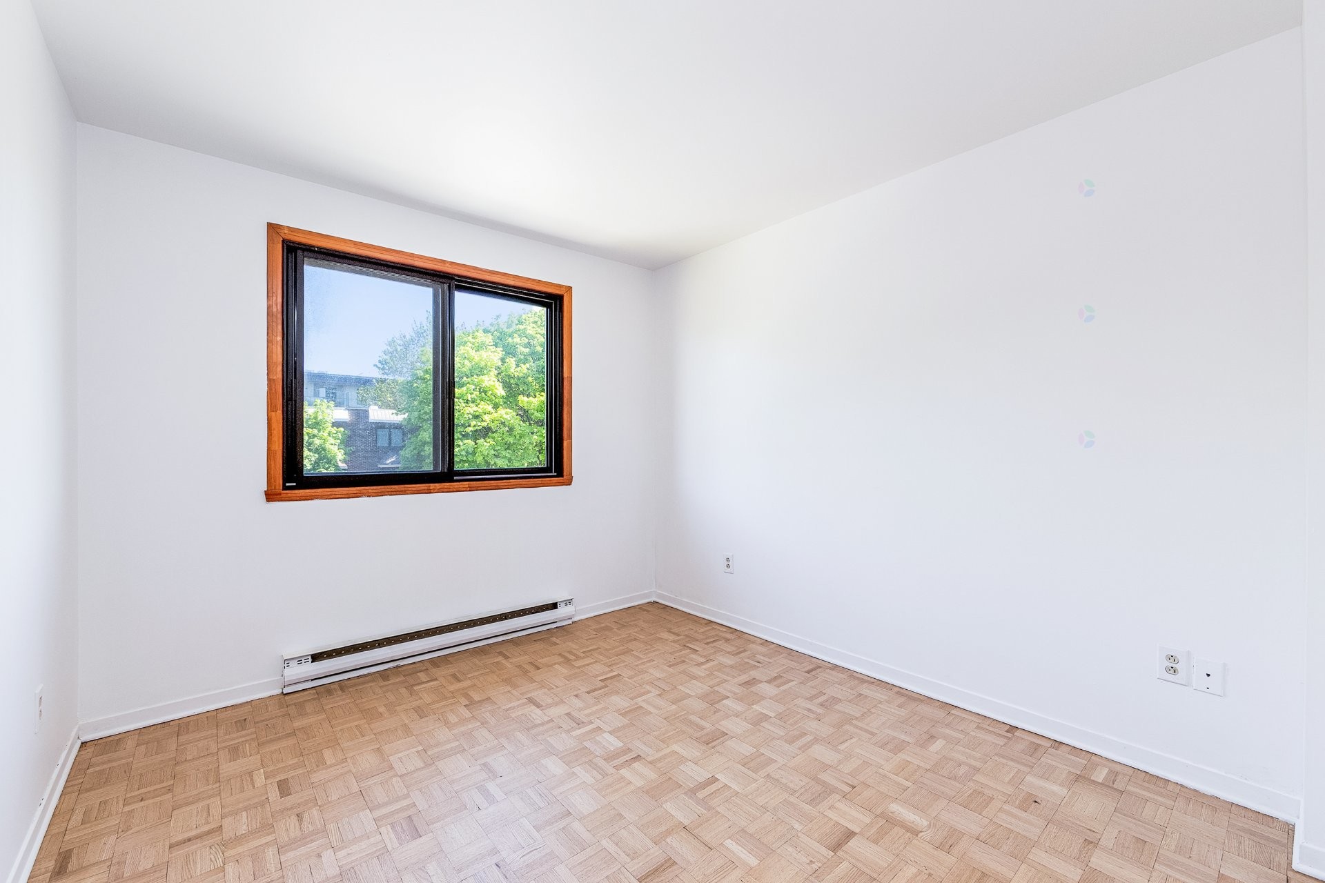 









4030


Rue Jacques-Porlier

,
Montréal (Mercier/Hochelaga-Maisonneuve),




QC
H1K4M2

