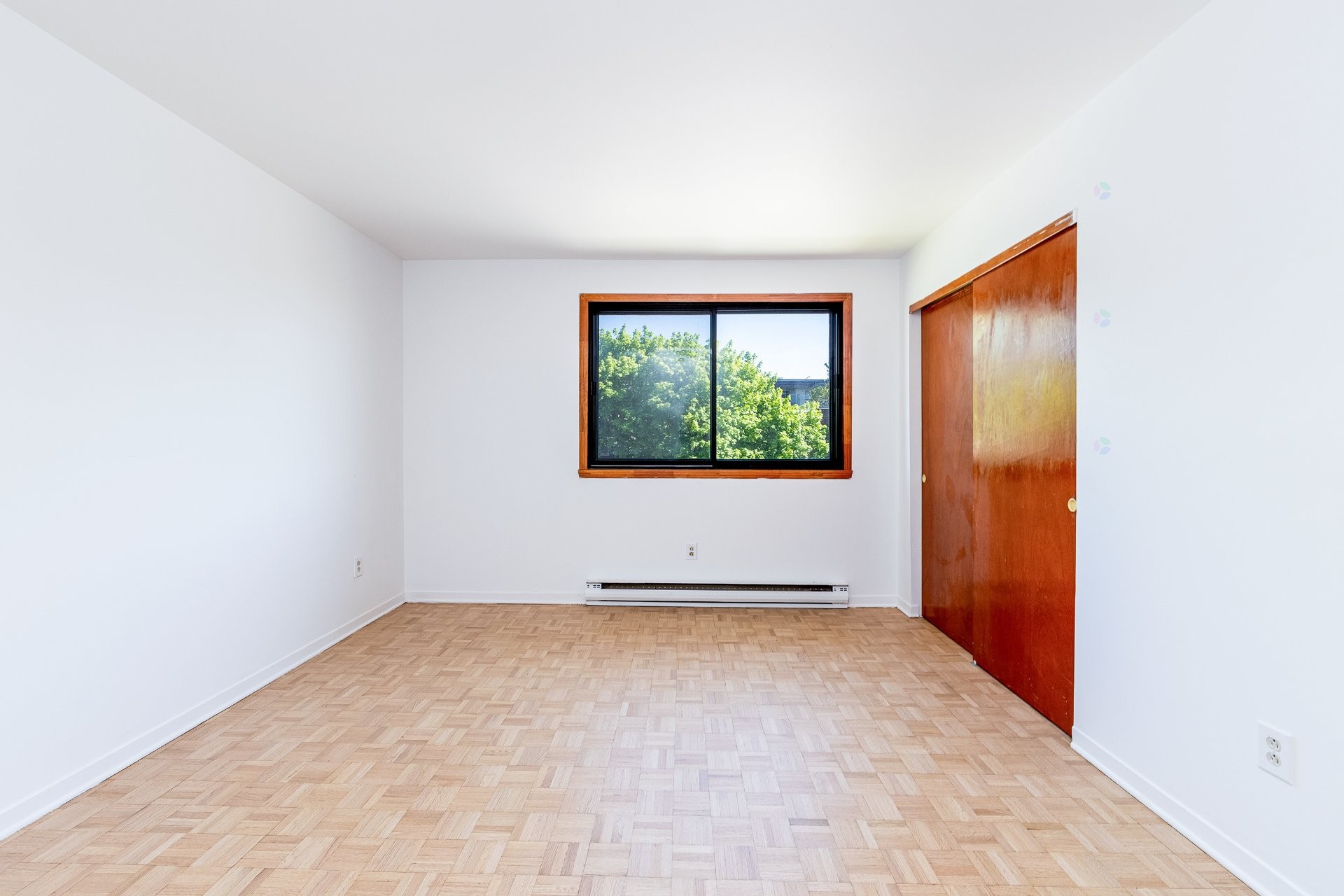 









4030


Rue Jacques-Porlier

,
Montréal (Mercier/Hochelaga-Maisonneuve),




QC
H1K4M2

