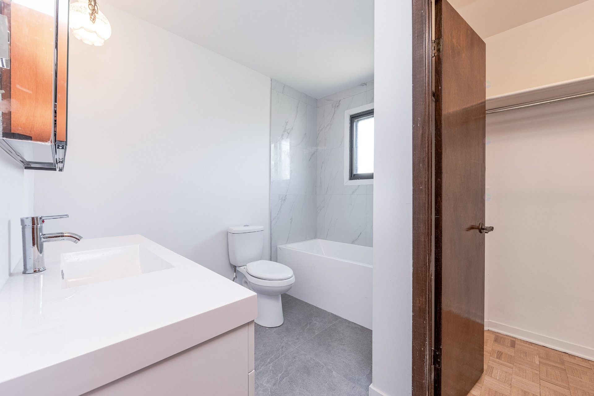 









4030


Rue Jacques-Porlier

,
Montréal (Mercier/Hochelaga-Maisonneuve),




QC
H1K4M2

