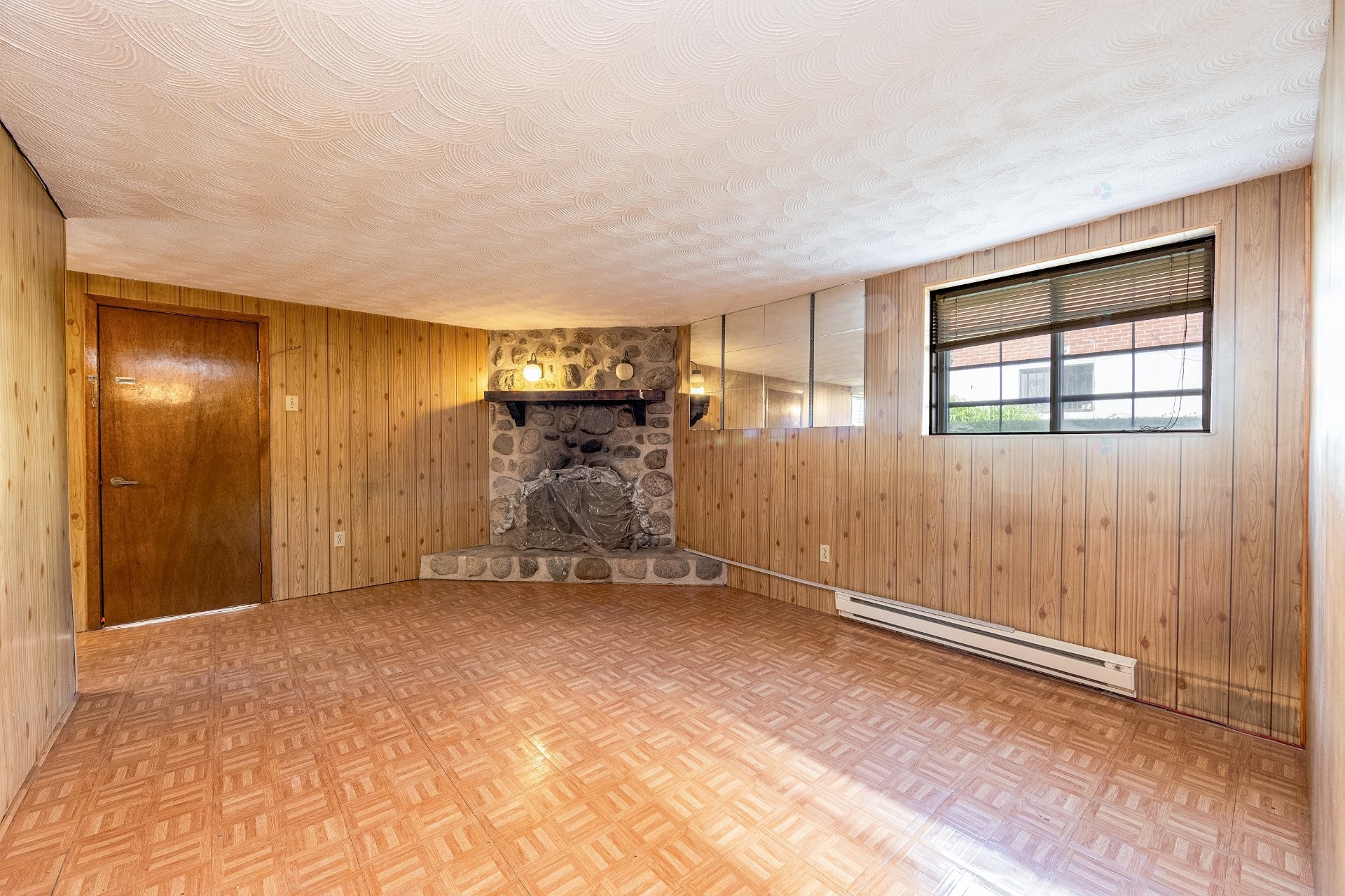 









4030


Rue Jacques-Porlier

,
Montréal (Mercier/Hochelaga-Maisonneuve),




QC
H1K4M2

