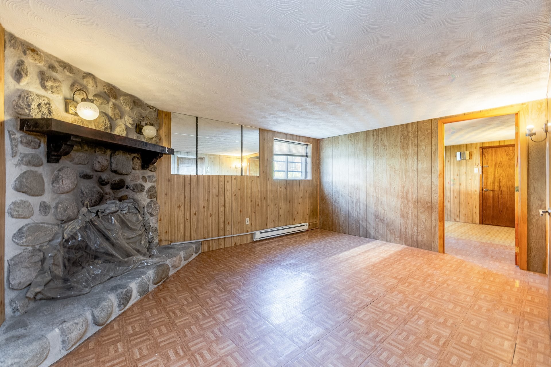 









4030


Rue Jacques-Porlier

,
Montréal (Mercier/Hochelaga-Maisonneuve),




QC
H1K4M2

