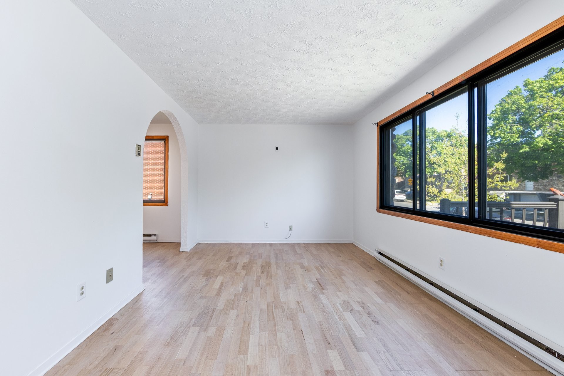 









4030


Rue Jacques-Porlier

,
Montréal (Mercier/Hochelaga-Maisonneuve),




QC
H1K4M2

