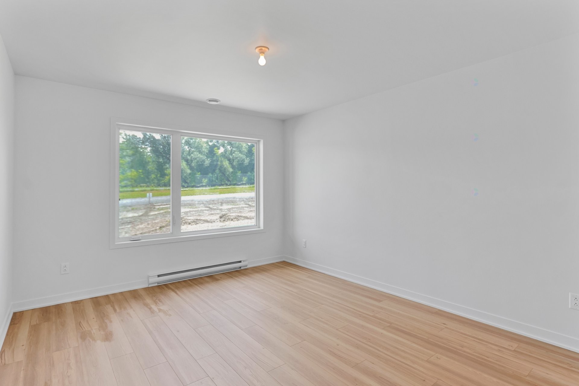 









81


Rue des Pêcheurs

,
Saint-Louis-de-Gonzague,




QC
J0S1T0

