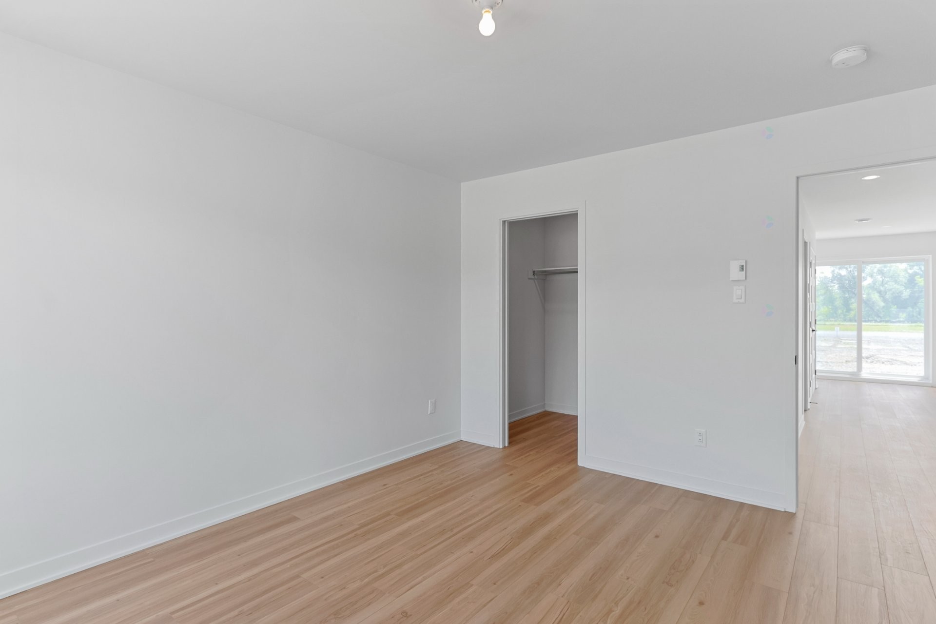 









81


Rue des Pêcheurs

,
Saint-Louis-de-Gonzague,




QC
J0S1T0


